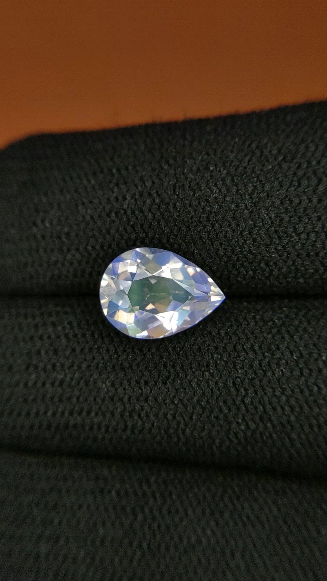 2.61 Ct. Rainbow Moonstone from Ceylon (Sri Lanka) Size Video