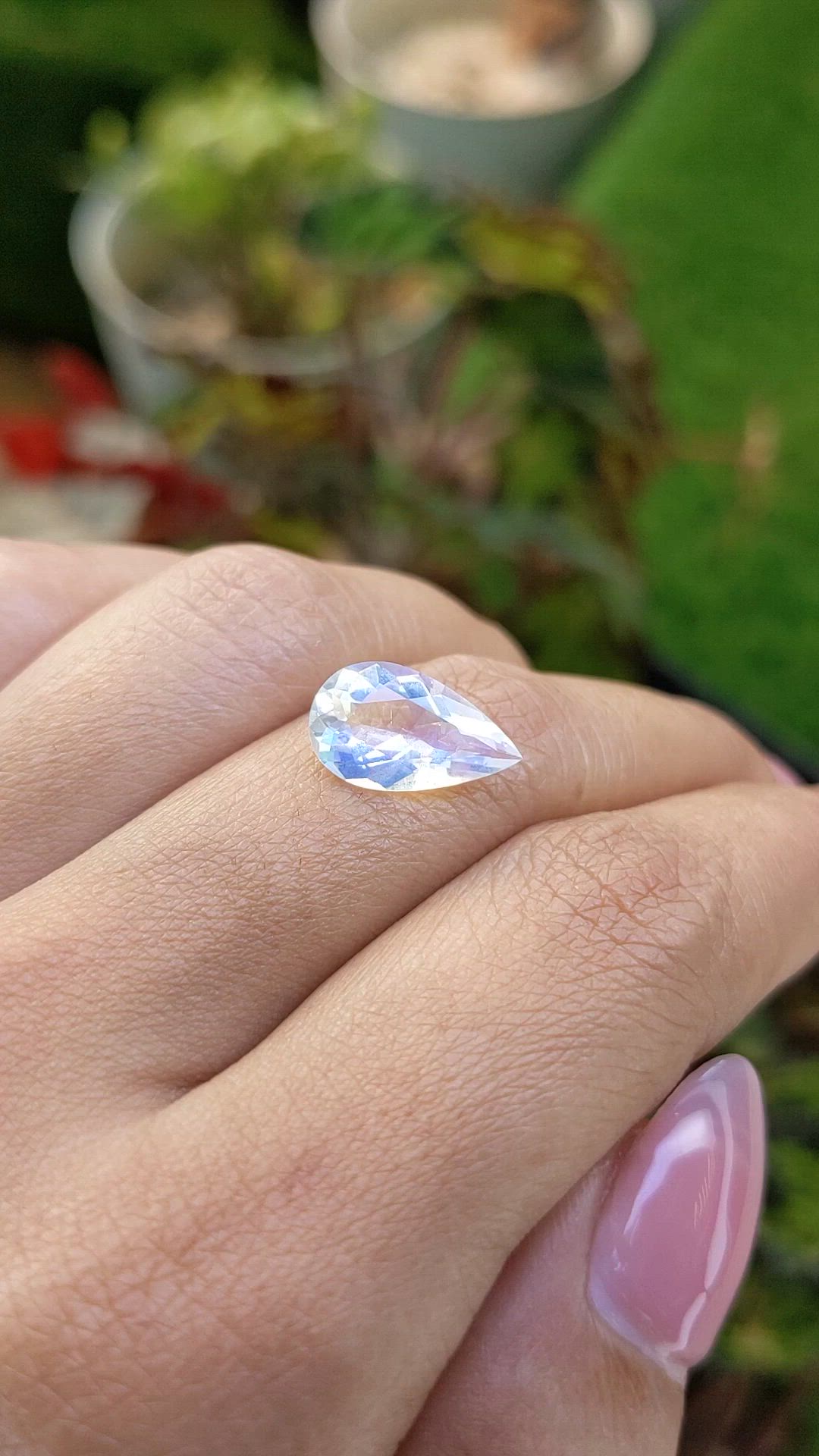 2.54 Ct. Rainbow Moonstone from Ceylon (Sri Lanka) Size Video