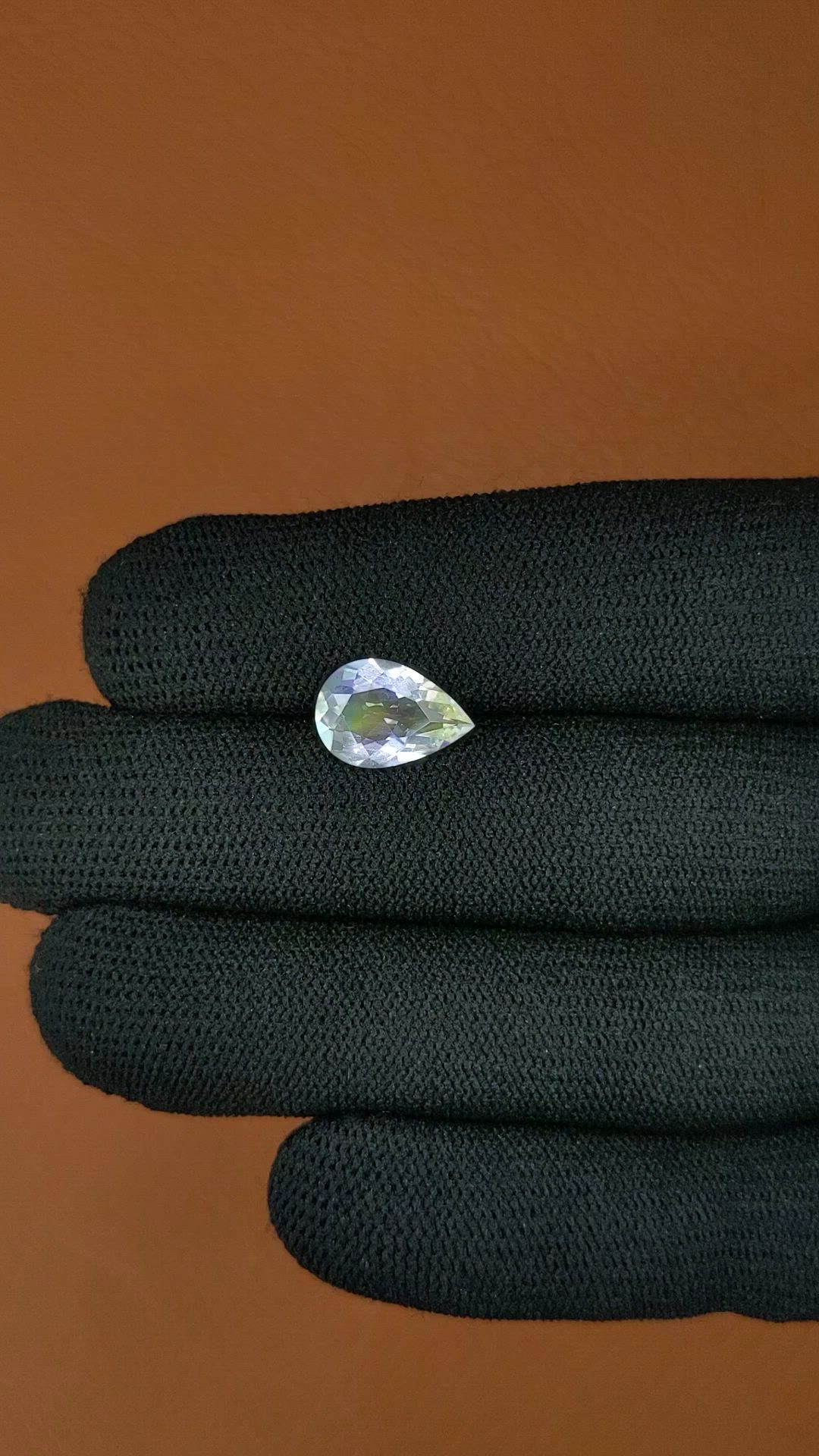 2.42 Ct. Rainbow Moonstone from Ceylon (Sri Lanka) Size Video