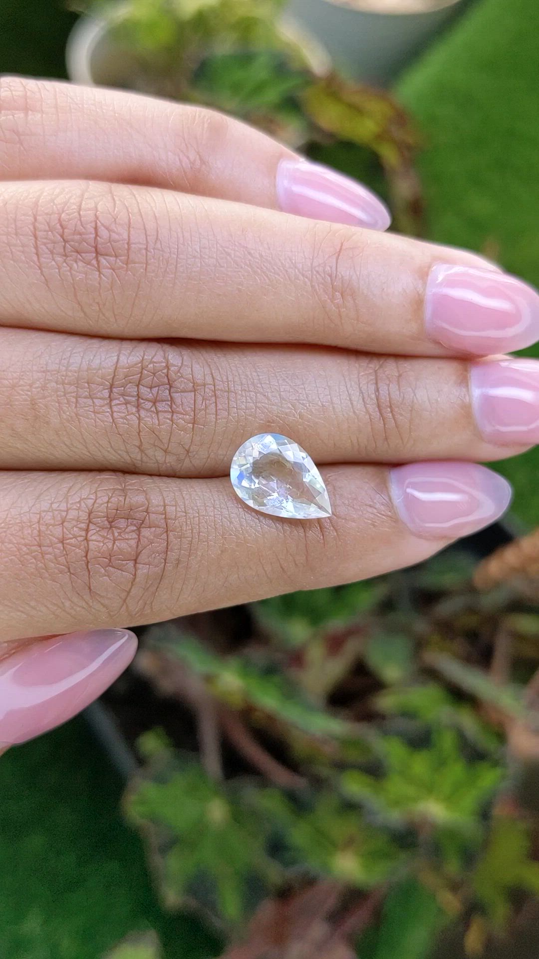 2.42 Ct. Rainbow Moonstone from Ceylon (Sri Lanka) Size Video