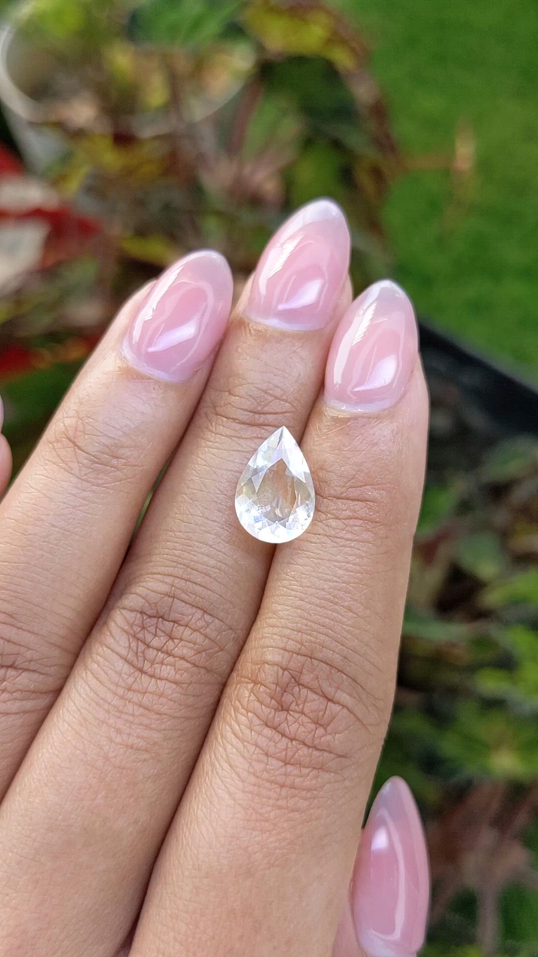 2.42 Ct. Rainbow Moonstone from Ceylon (Sri Lanka) Size Video
