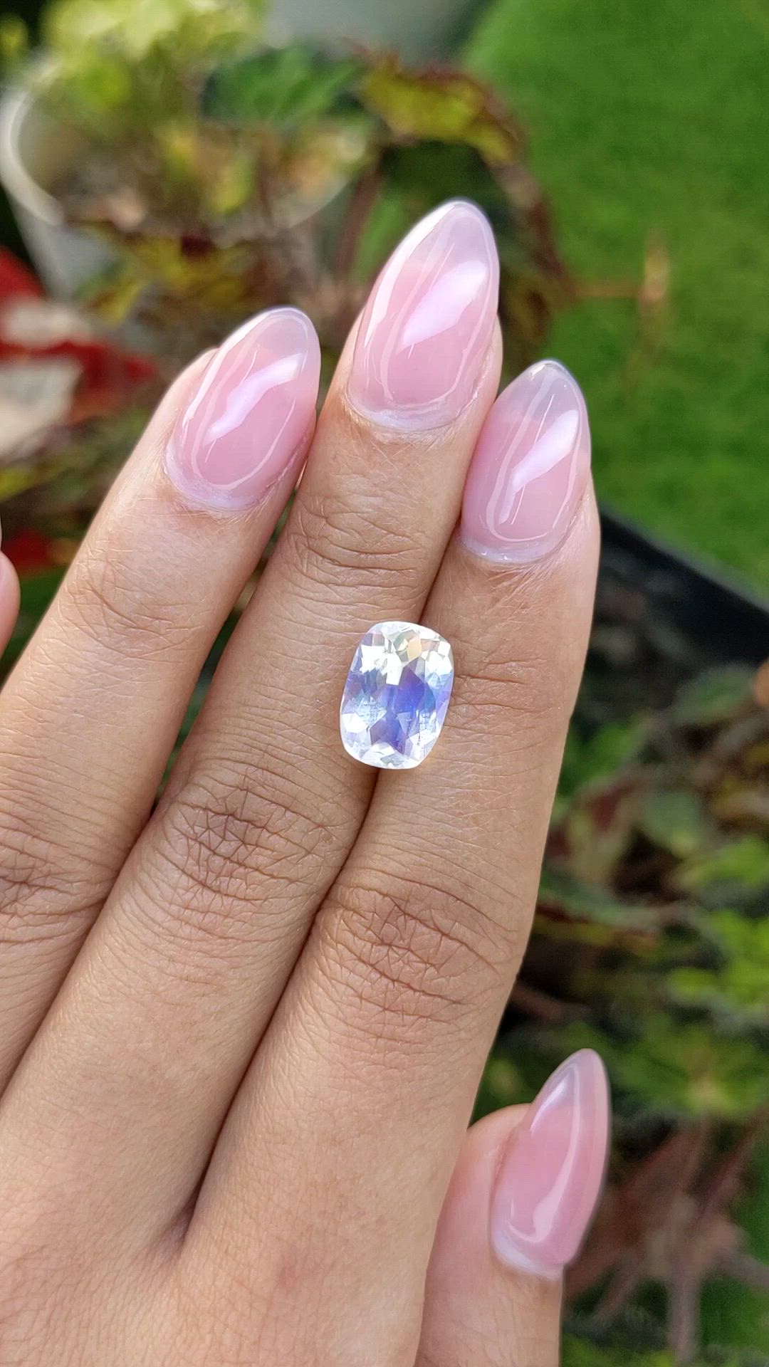 3.06 Ct. Rainbow Moonstone from Ceylon (Sri Lanka) Size Video