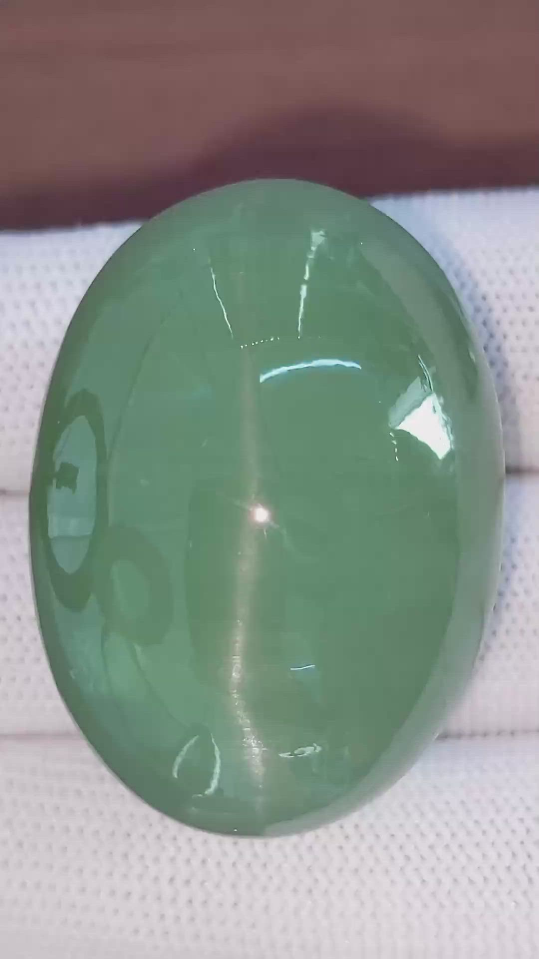 228.07 Ct. Green Cabochon Cat’s Eye Beryl from Ceylon (Sri Lanka) Size Video