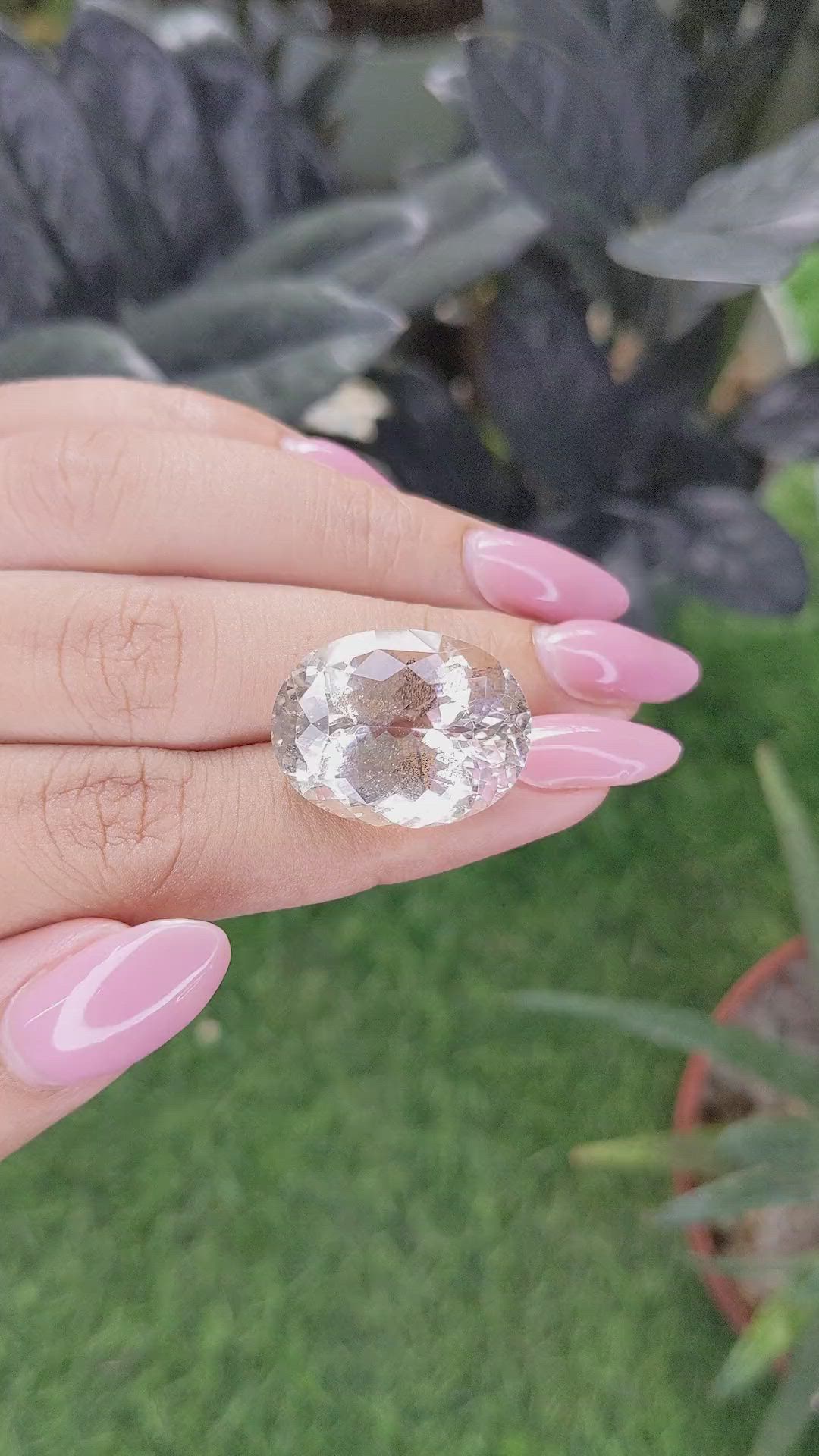 31.34 Ct. Yellow Topaz from Ceylon (Sri Lanka) Size Video