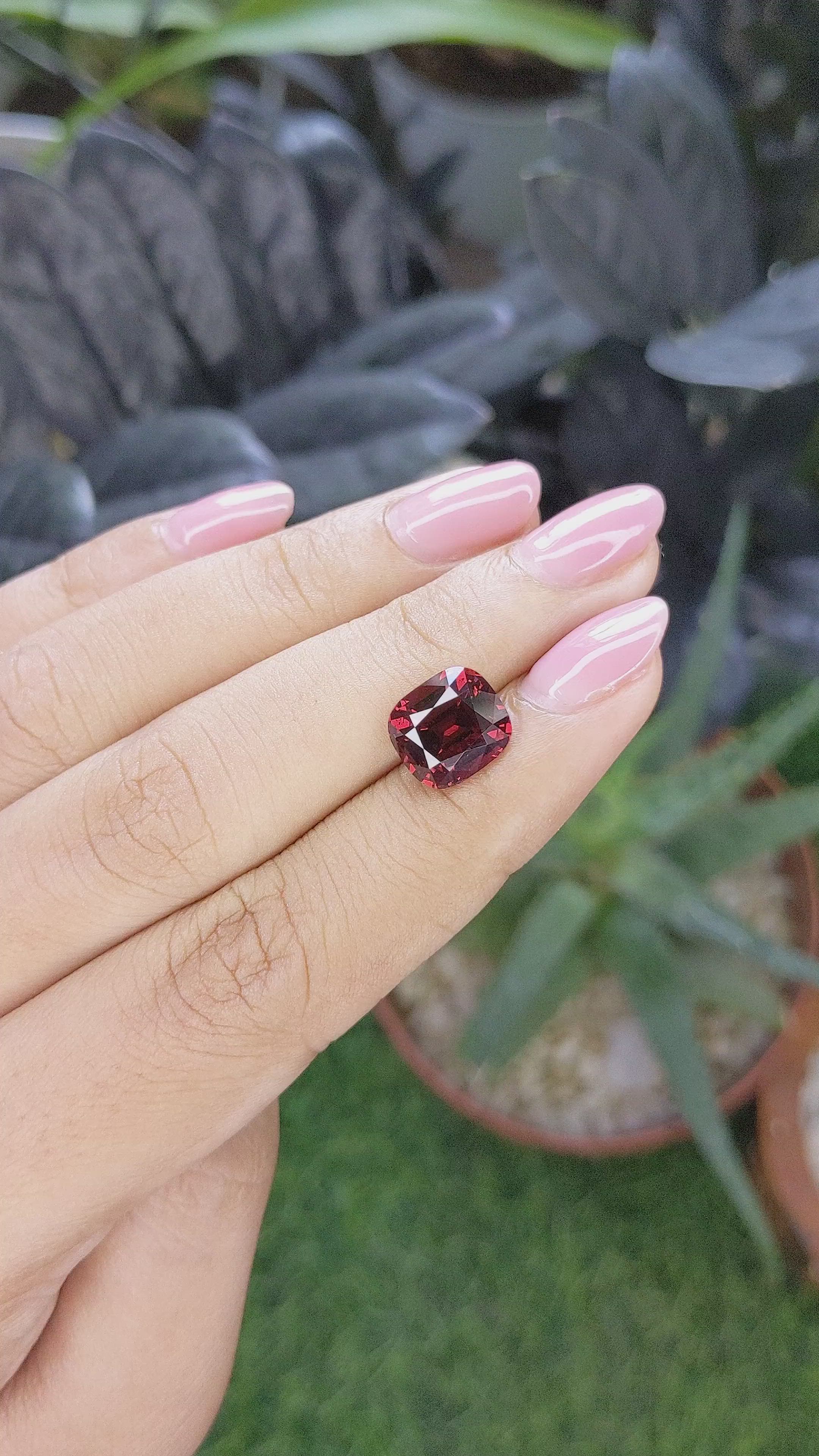 4.25 Ct. Red Garnet from Ceylon (Sri Lanka) Size Video