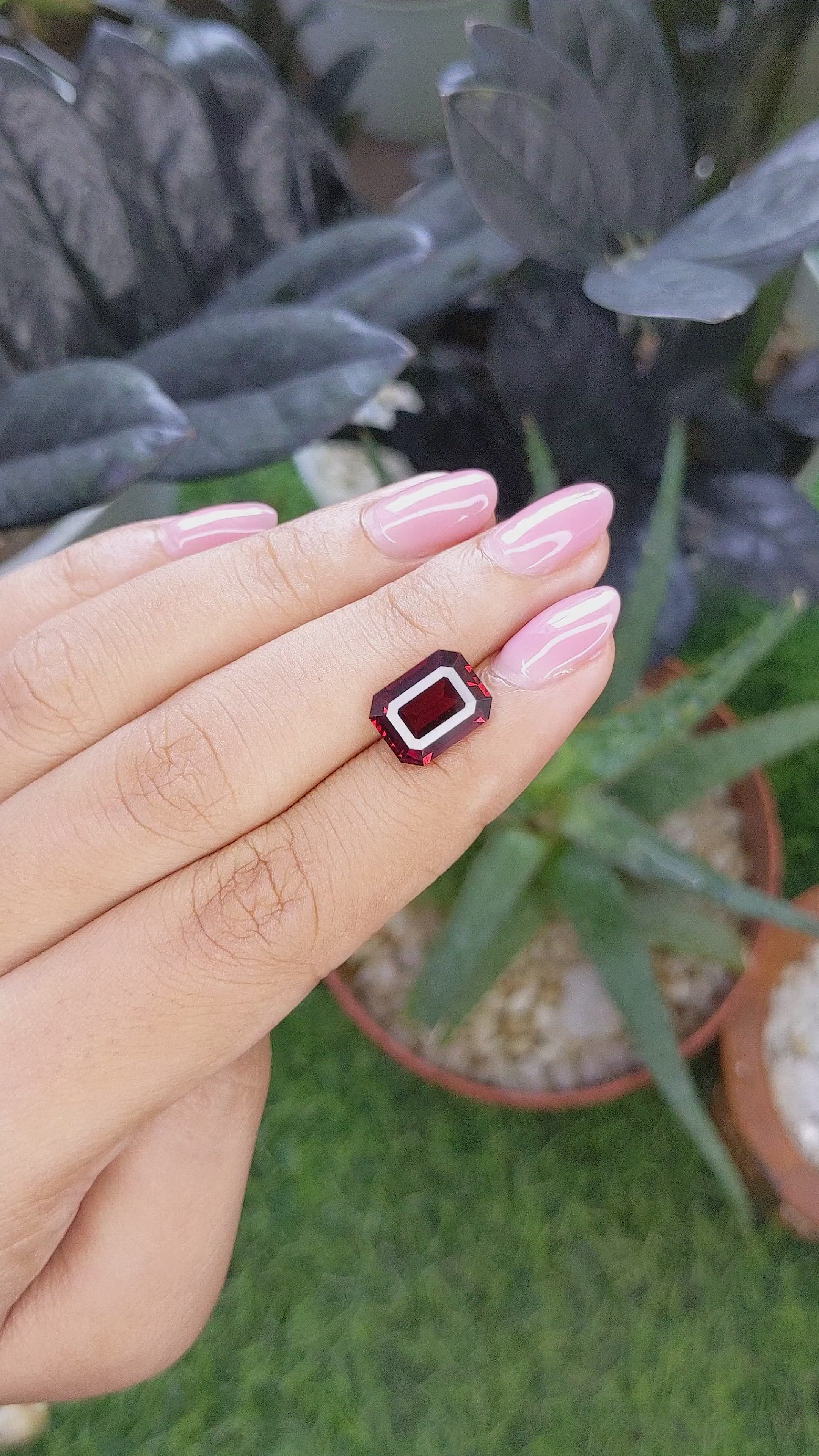 5.06 Ct. Red Garnet from Ceylon (Sri Lanka) Size Video