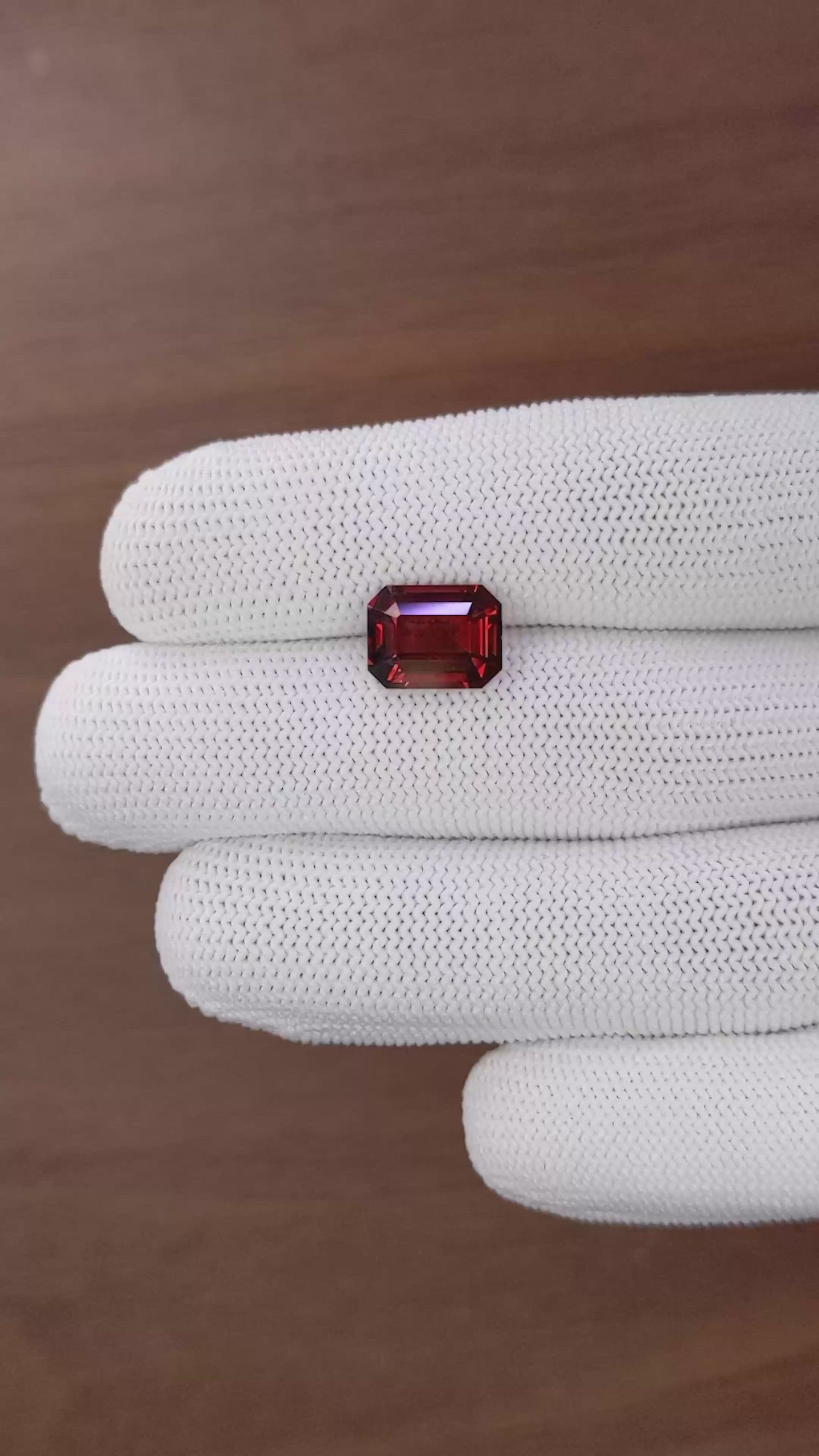5.06 Ct. Red Garnet from Ceylon (Sri Lanka) Size Video