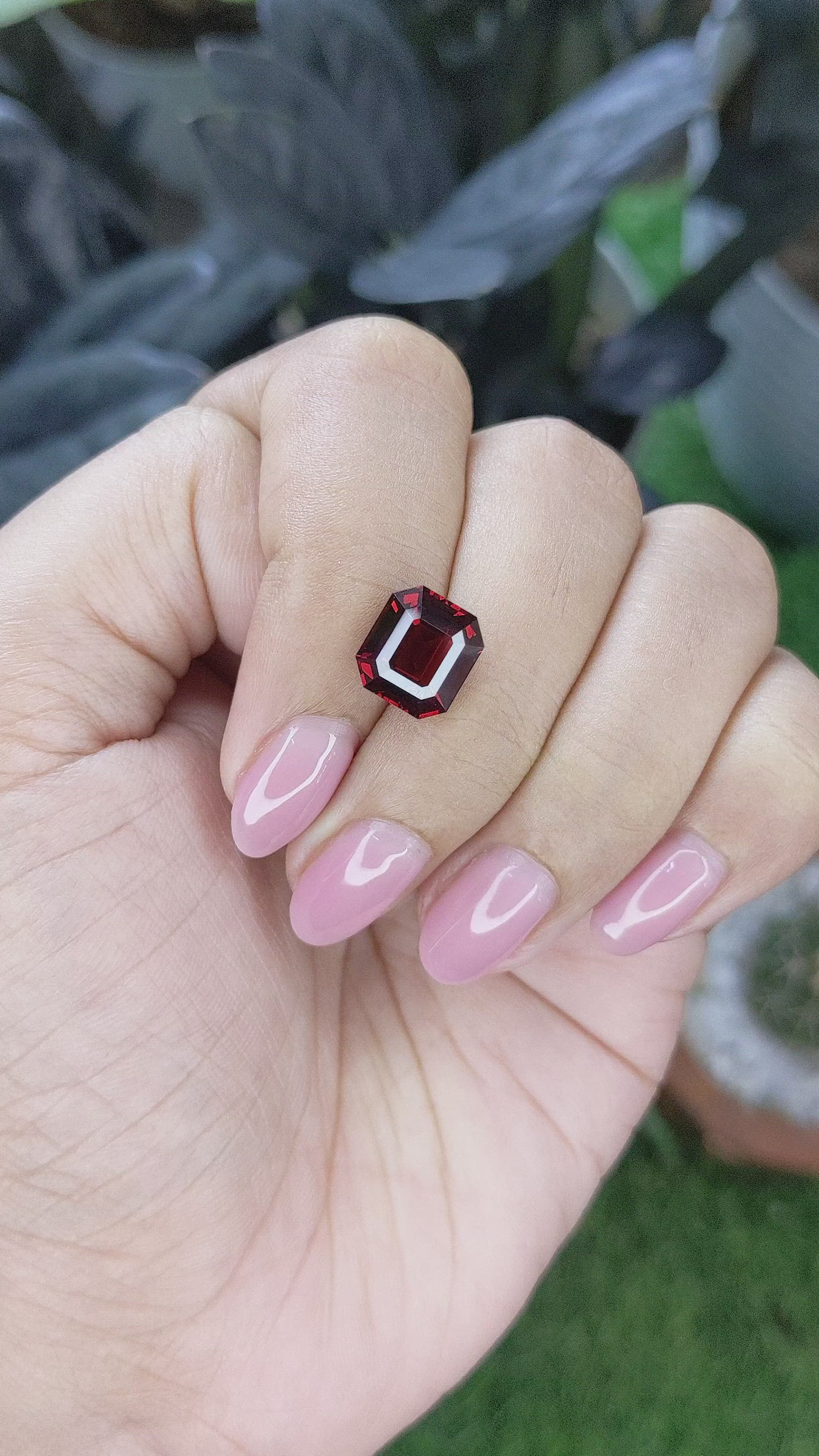 4.35 Ct. Red Garnet from Ceylon (Sri Lanka) Size Video