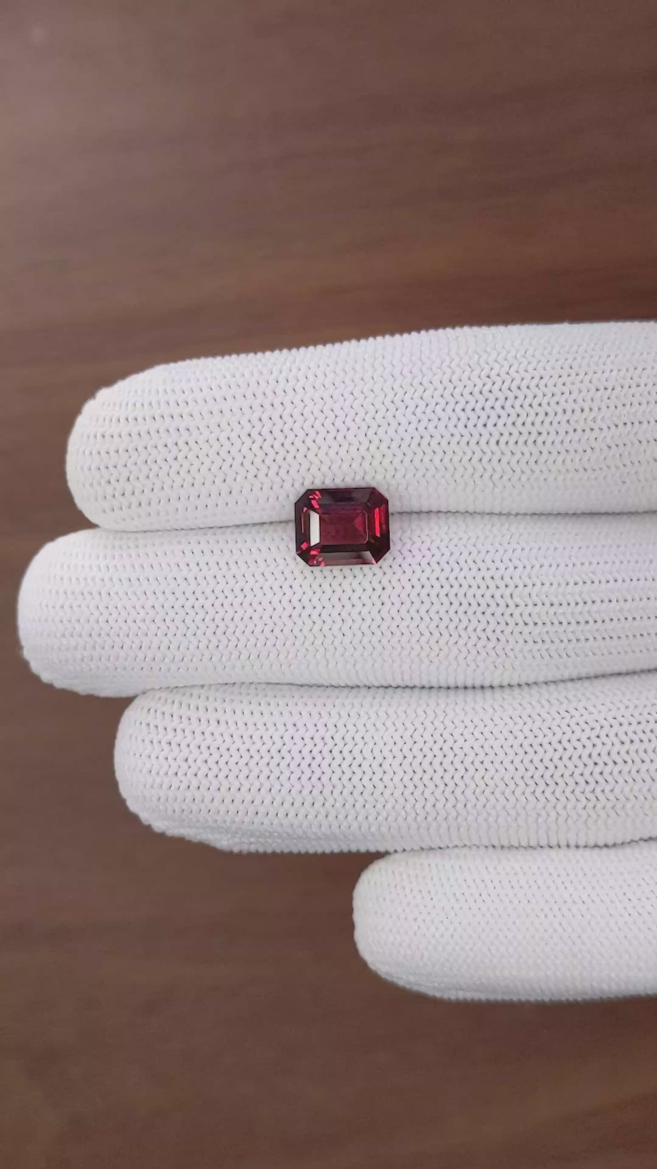 4.01 Ct. Red Garnet from Ceylon (Sri Lanka) Size Video