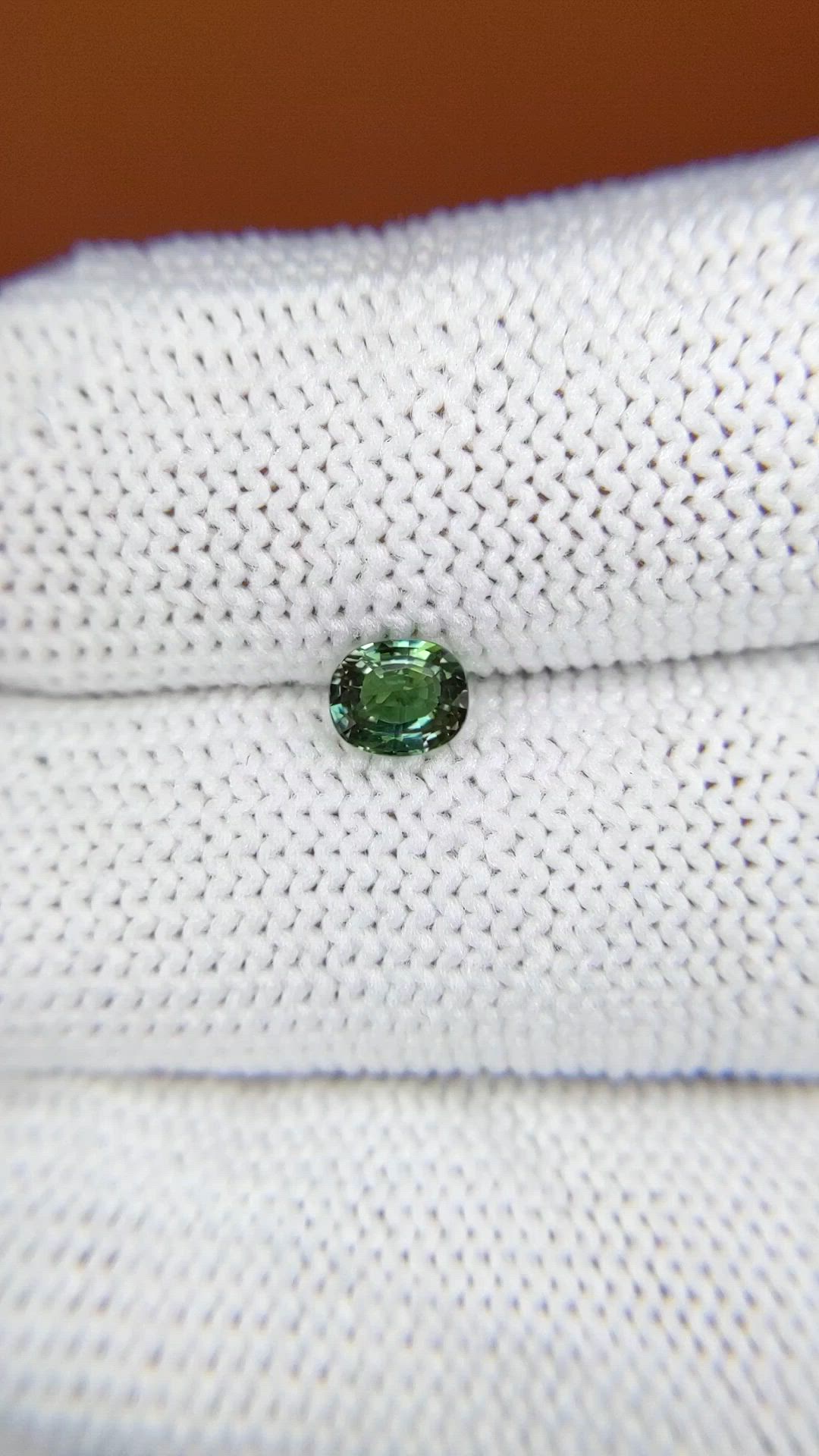 0.56 Ct. Alexandrite from Ceylon (Sri Lanka) Size Video
