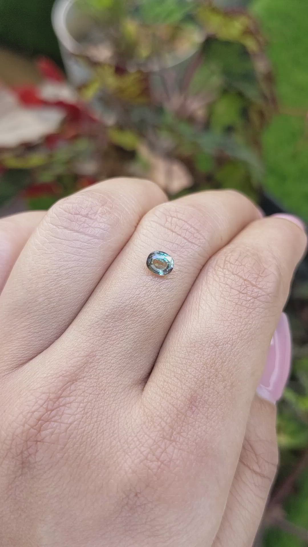 0.56 Ct. Alexandrite from Ceylon (Sri Lanka) Size Video