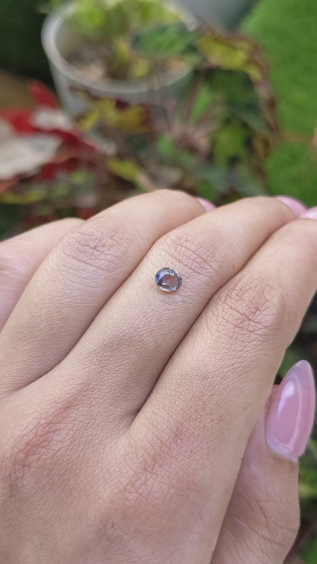 0.54 Ct. Alexandrite from Ceylon (Sri Lanka) Size Video