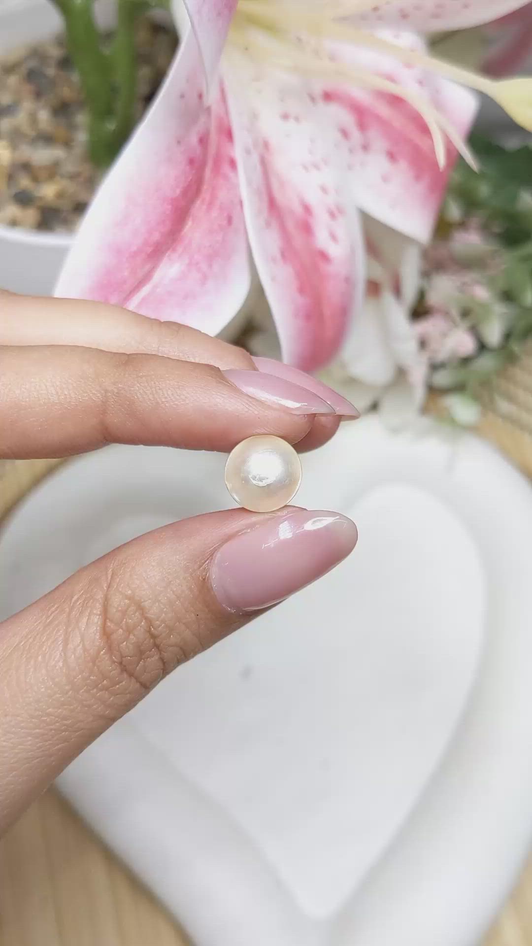 4.15 Ct. Cream Edison Pearl from China Size Video
