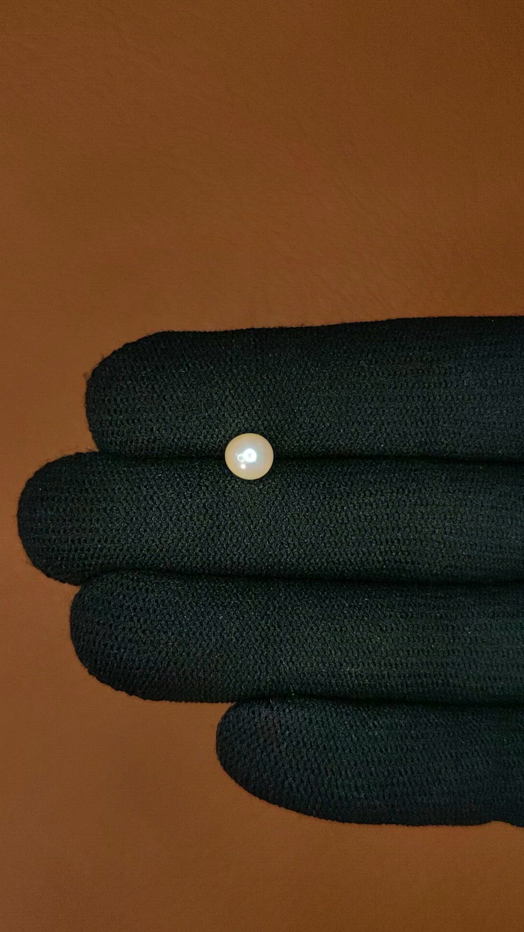 1.46 Ct. Cream Edison Pearl from China Size Video