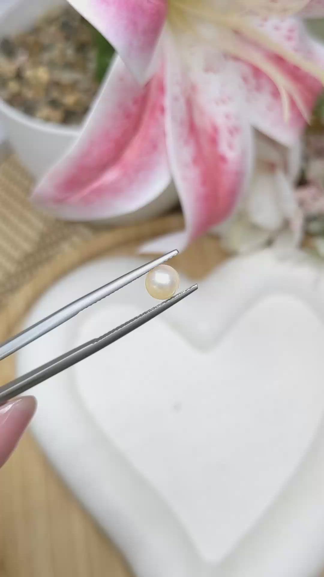 1.46 Ct. Cream Edison Pearl from China Size Video