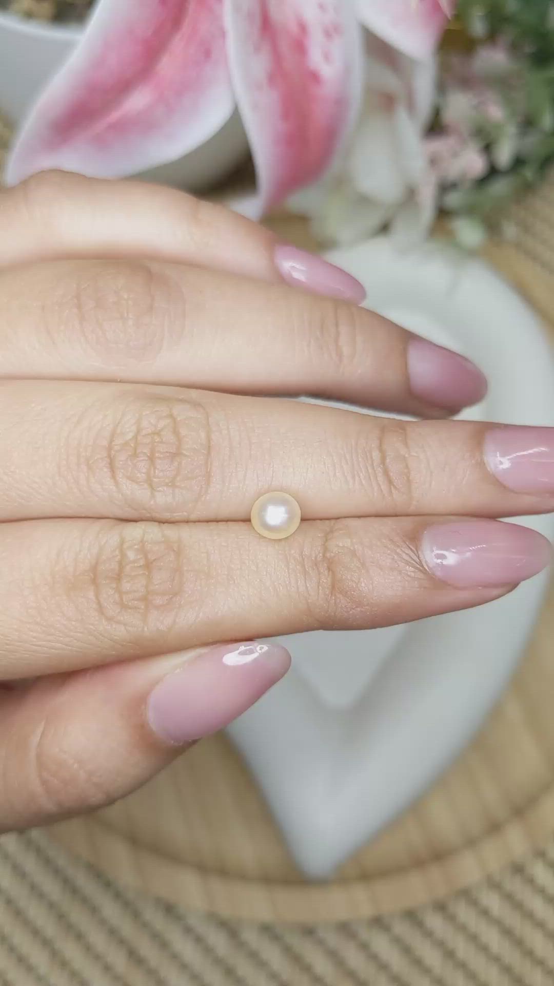1.22 Ct. Cream Edison Pearl from China Size Video