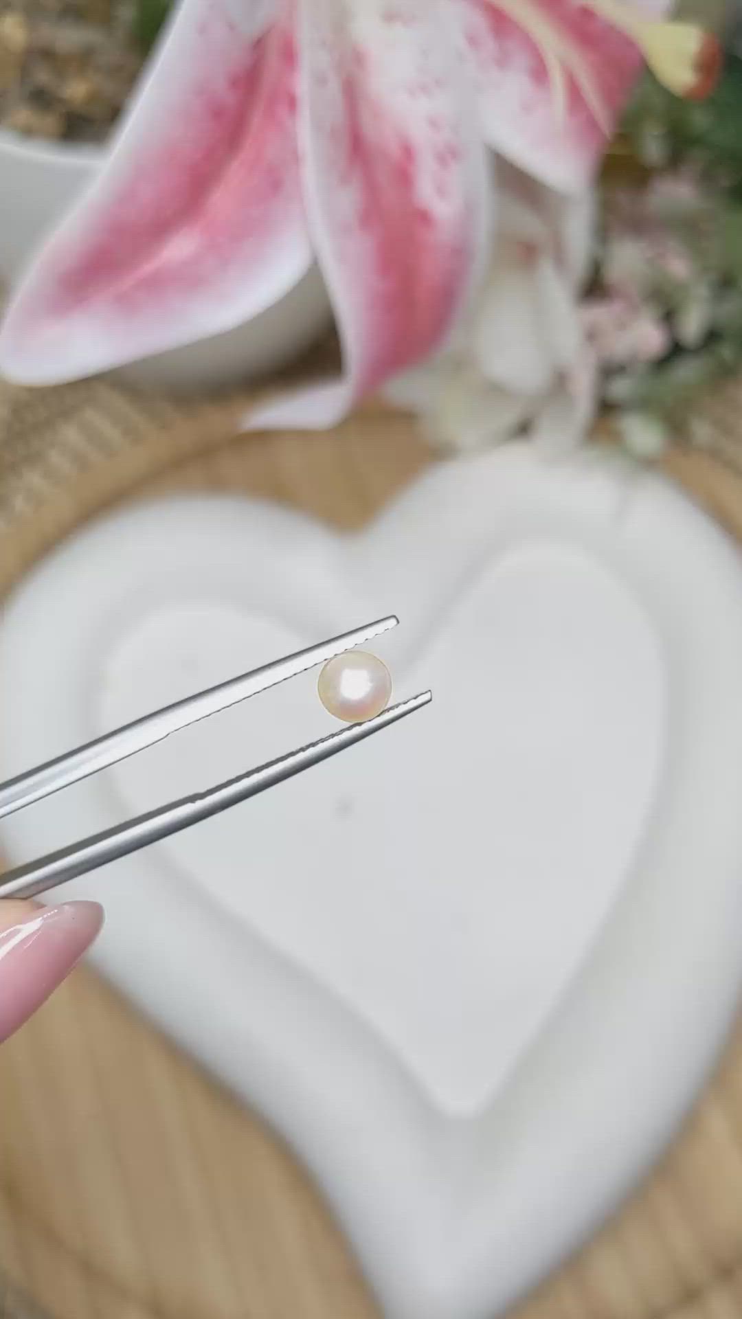 1.22 Ct. Cream Edison Pearl from China Size Video