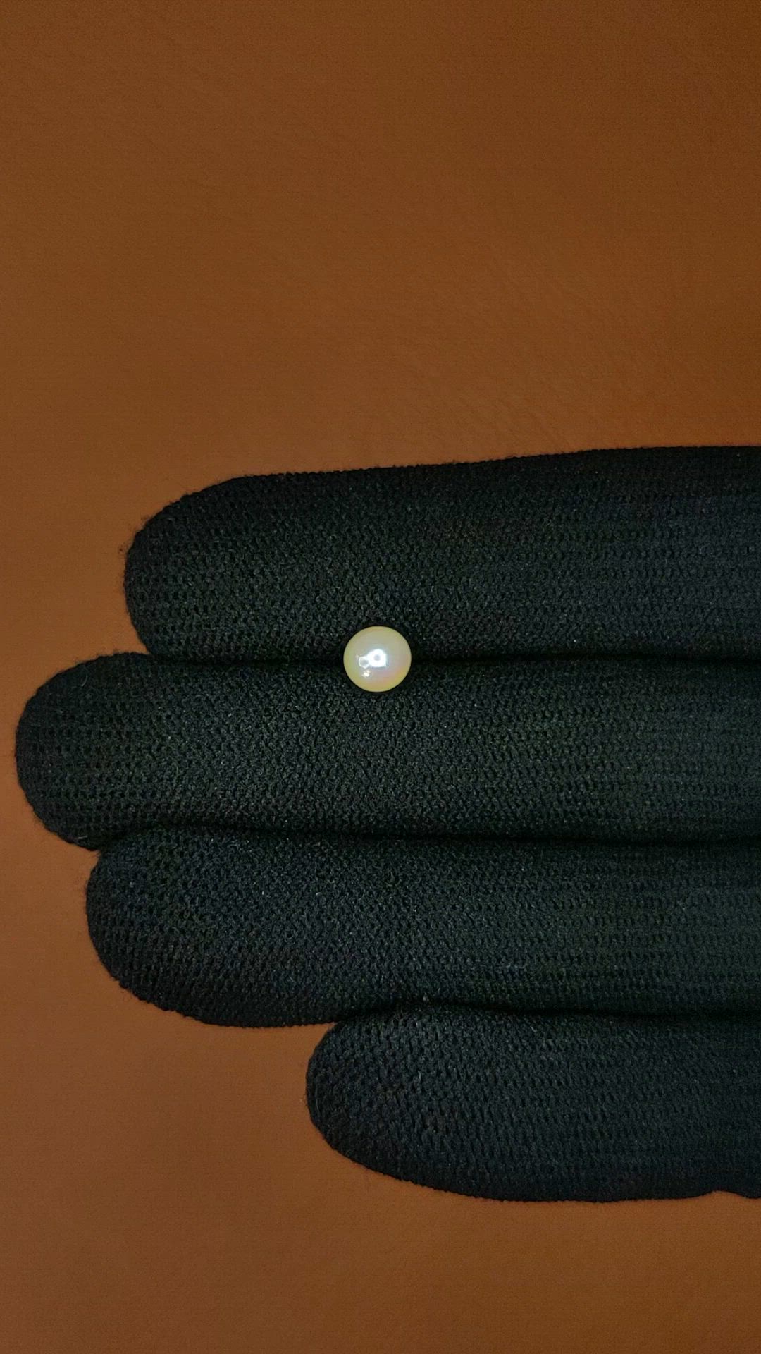 1.22 Ct. Cream Edison Pearl from China Size Video