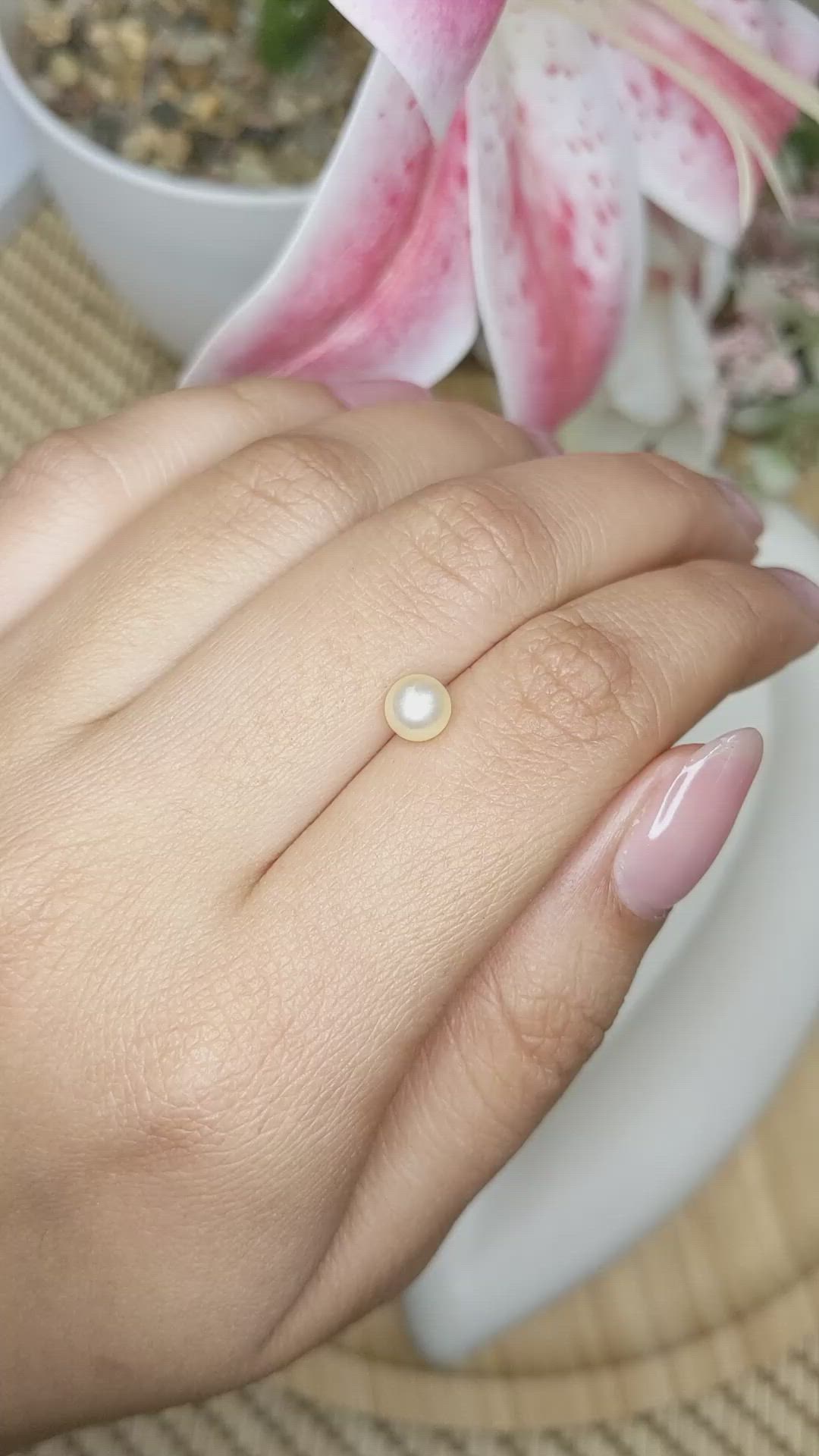 1.19 Ct. Cream Edison Pearl from China Size Video