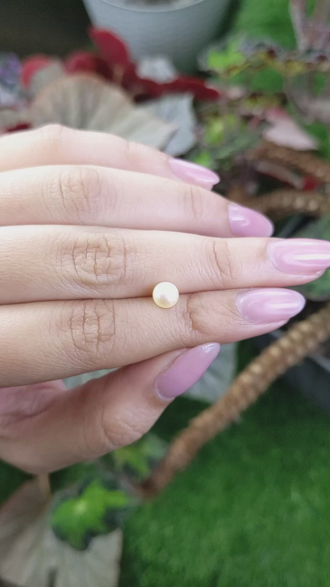 1.34 Ct. Cream Edison Pearl from China Size Video