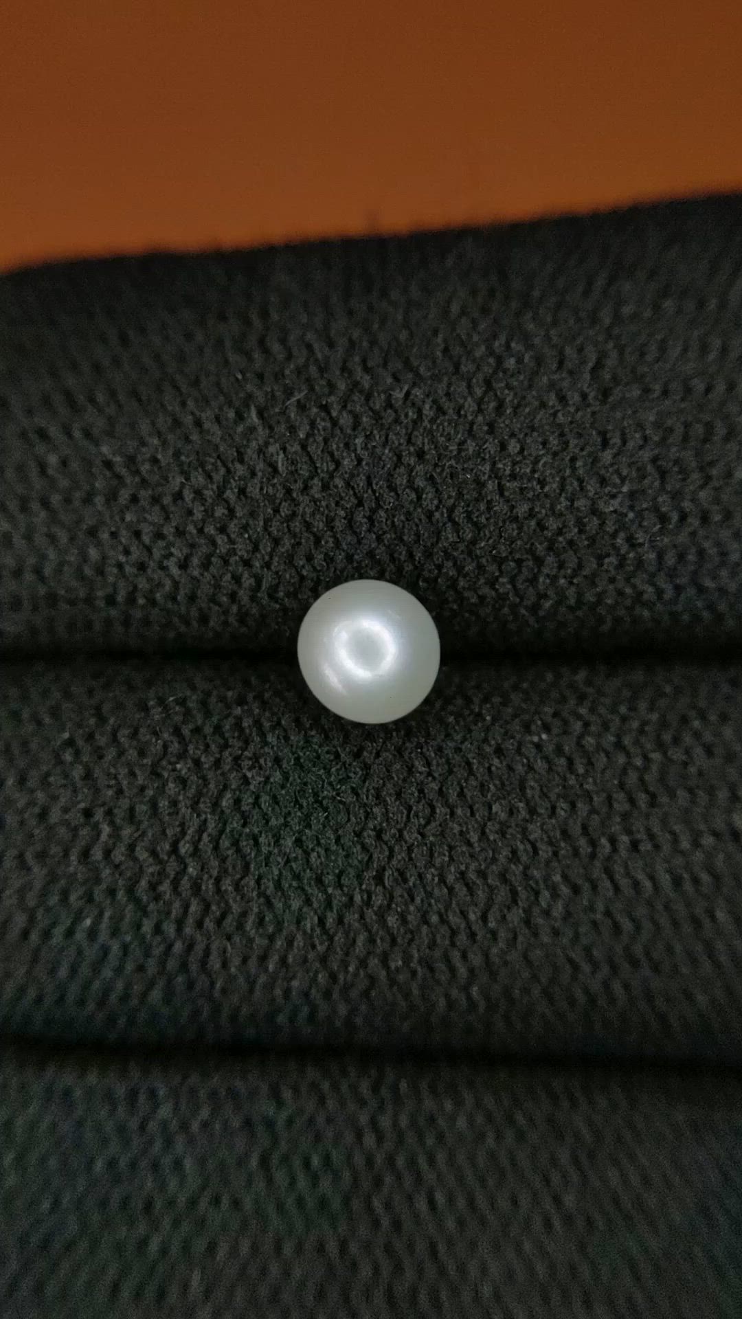 1.15 Ct. Cream with Silver Overtone Akoya Pearl from China Size Video