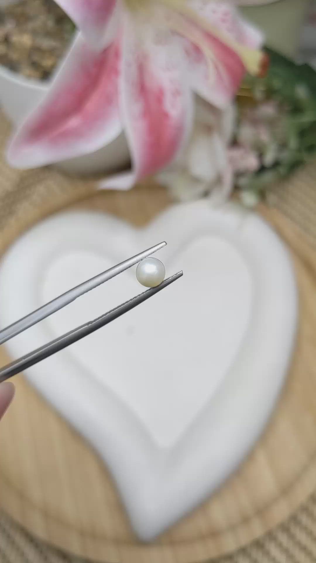 1.15 Ct. Cream with Silver Overtone Akoya Pearl from China Size Video