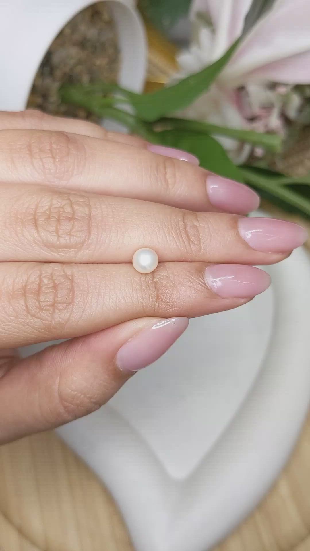 1.15 Ct. Cream with Silver Overtone Akoya Pearl from China Size Video