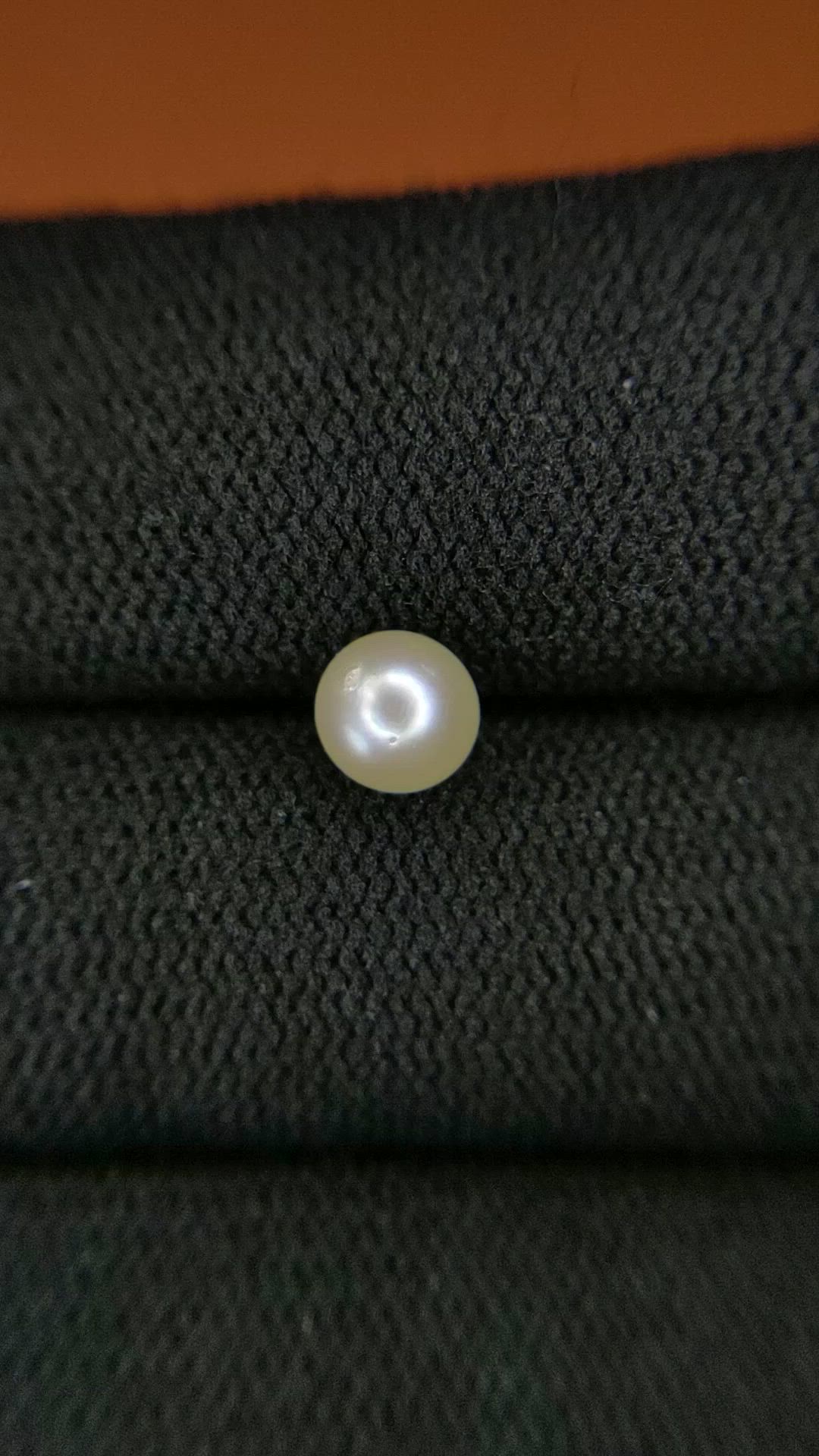 1.16 Ct. Cream with Silver Overtone Akoya Pearl from China Size Video