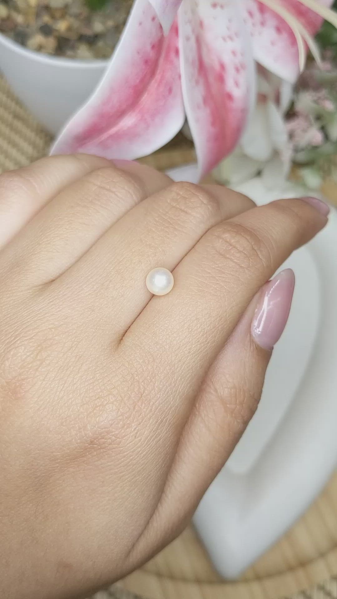 1.30 Ct. Cream with Silver Overtone Akoya Pearl from China Size Video