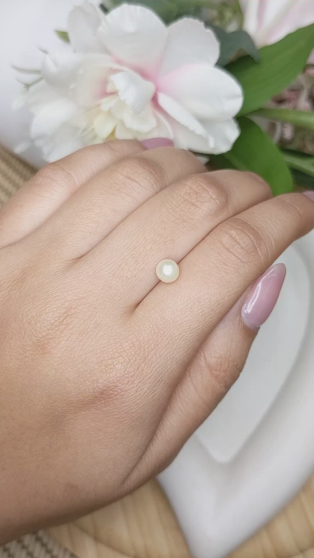 1.32 Ct. Cream with Silver Overtone Akoya Pearl from China Size Video