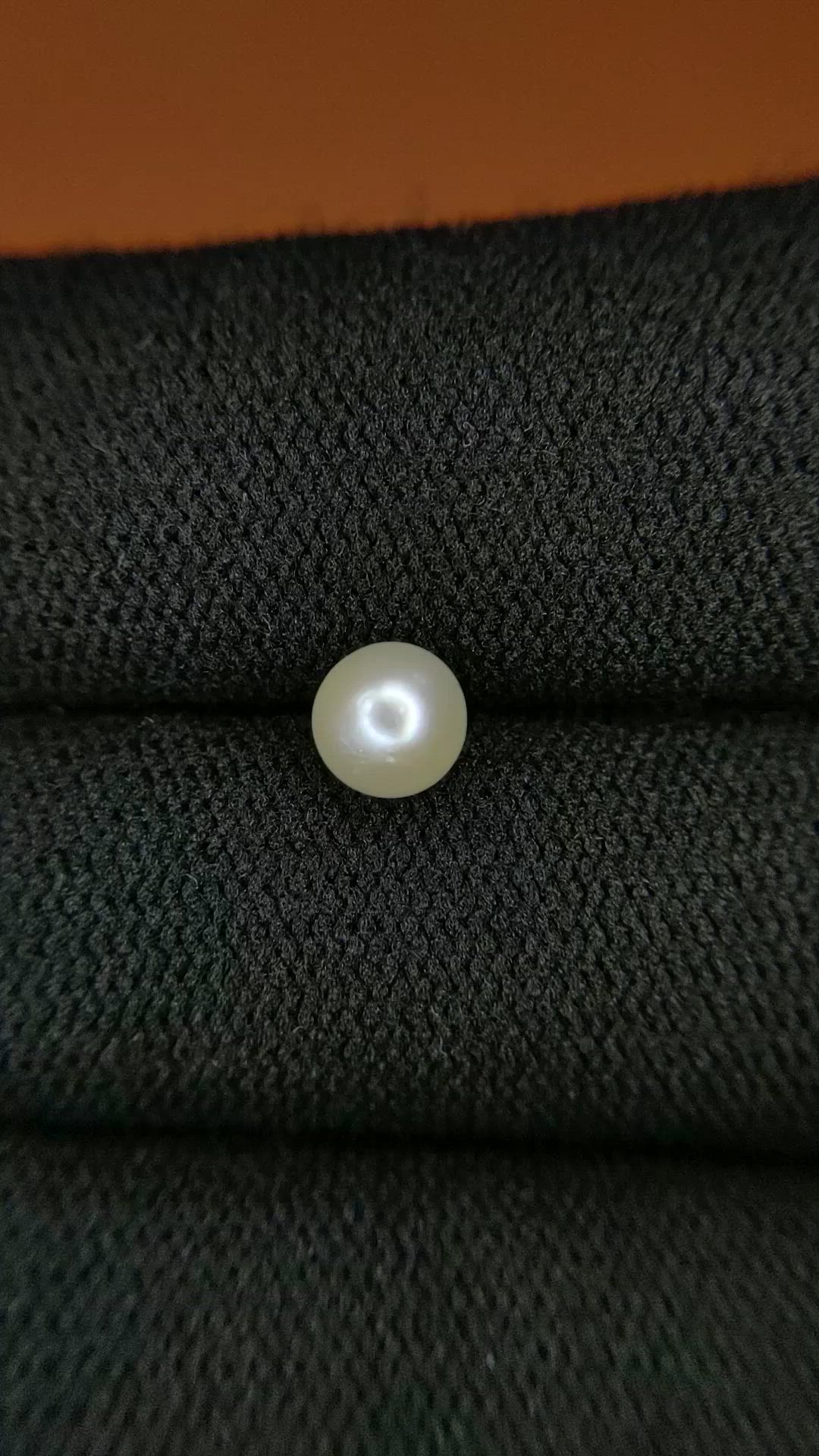 1.20 Ct. Cream with Silver Overtone Akoya Pearl from China Size Video