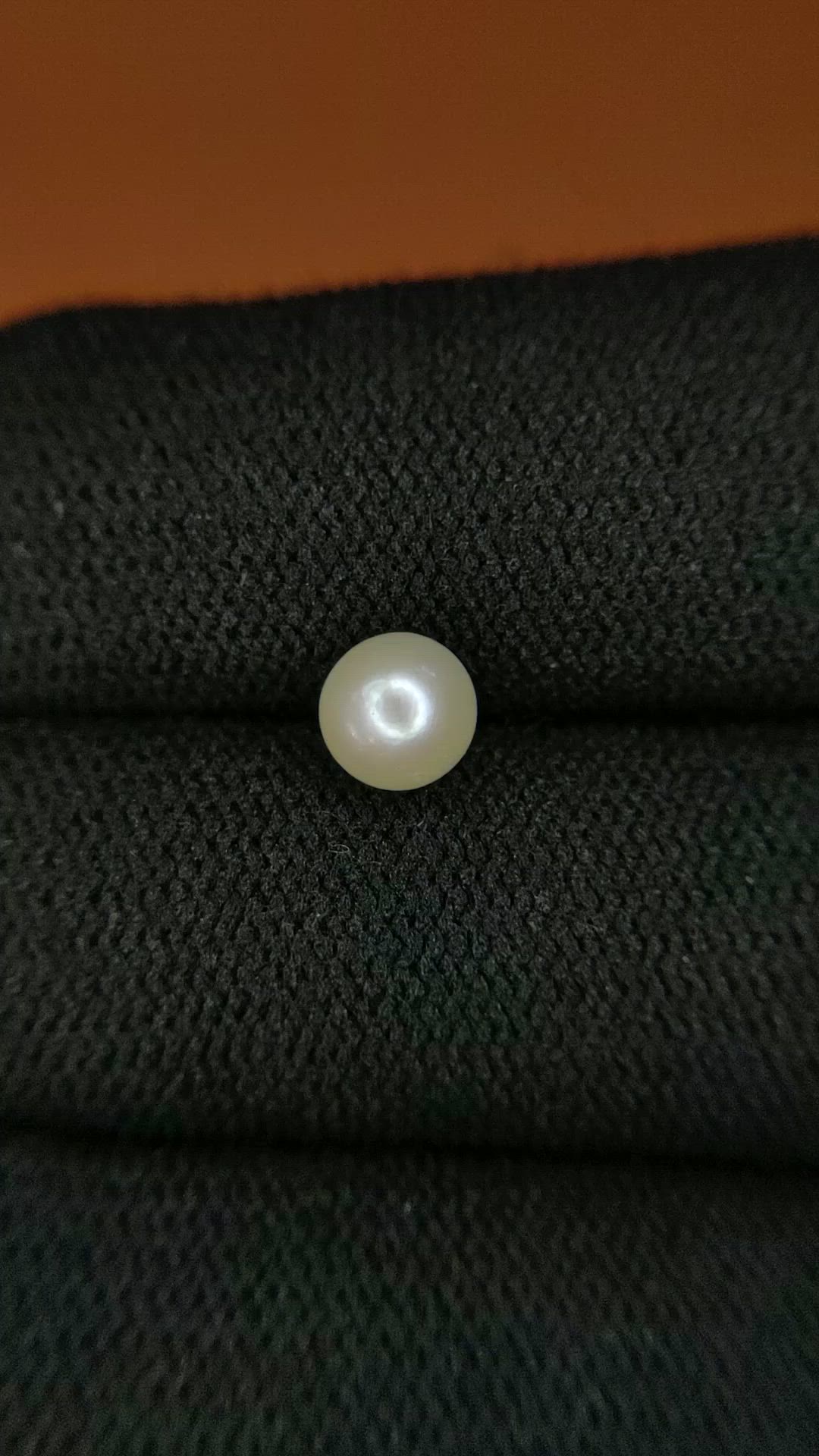 1.34 Ct. Cream with Silver Overtone Akoya Pearl from China Size Video