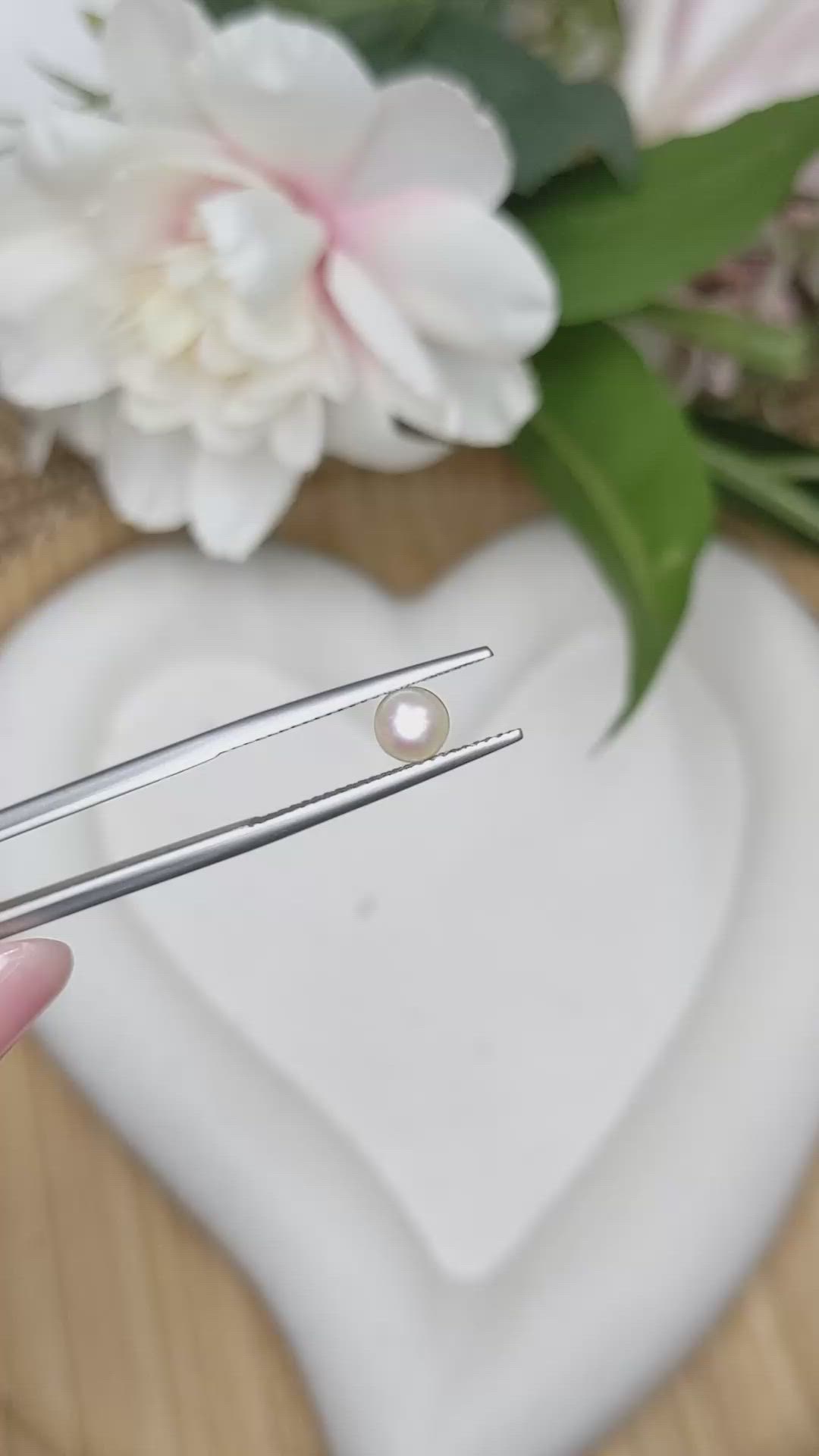 1.07 Ct. Cream with Silver Overtone Akoya Pearl from China Size Video