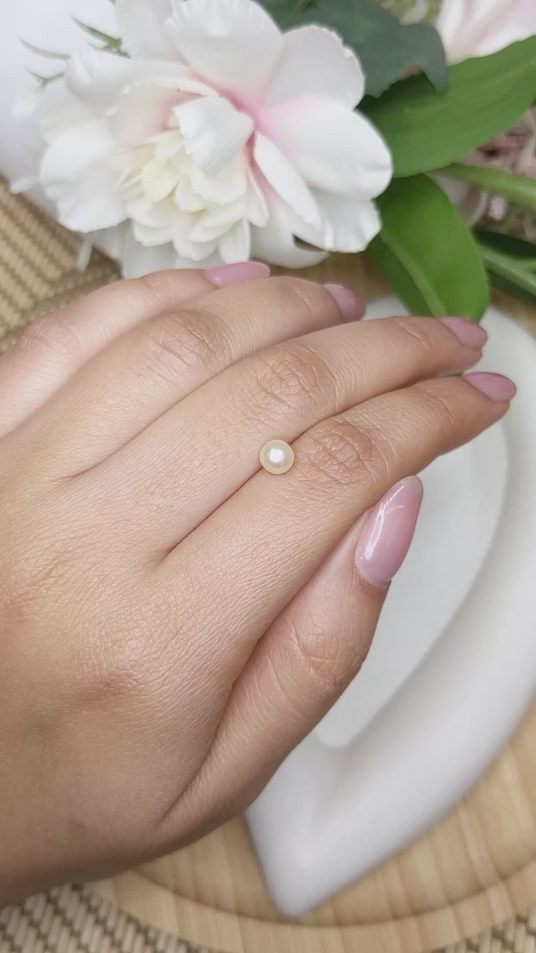 1.07 Ct. Cream with Silver Overtone Akoya Pearl from China Size Video