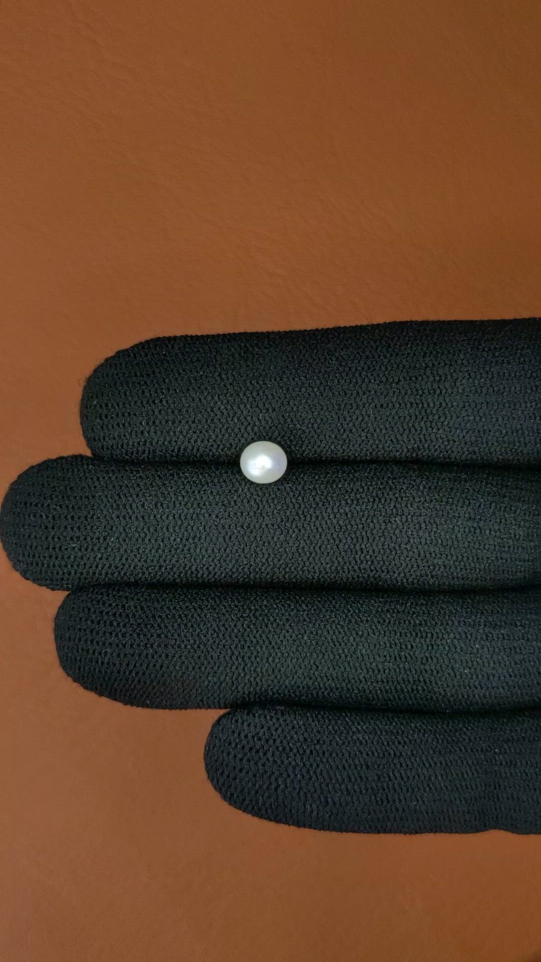1.22 Ct. Cream with Silver Overtone Akoya Pearl from China Size Video