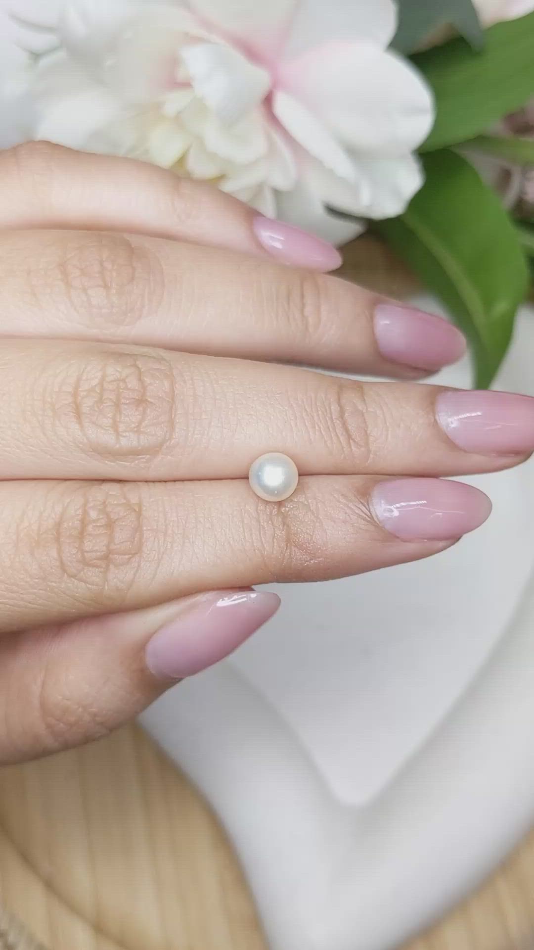 1.42 Ct. Cream with Silver Overtone Akoya Pearl from China Size Video