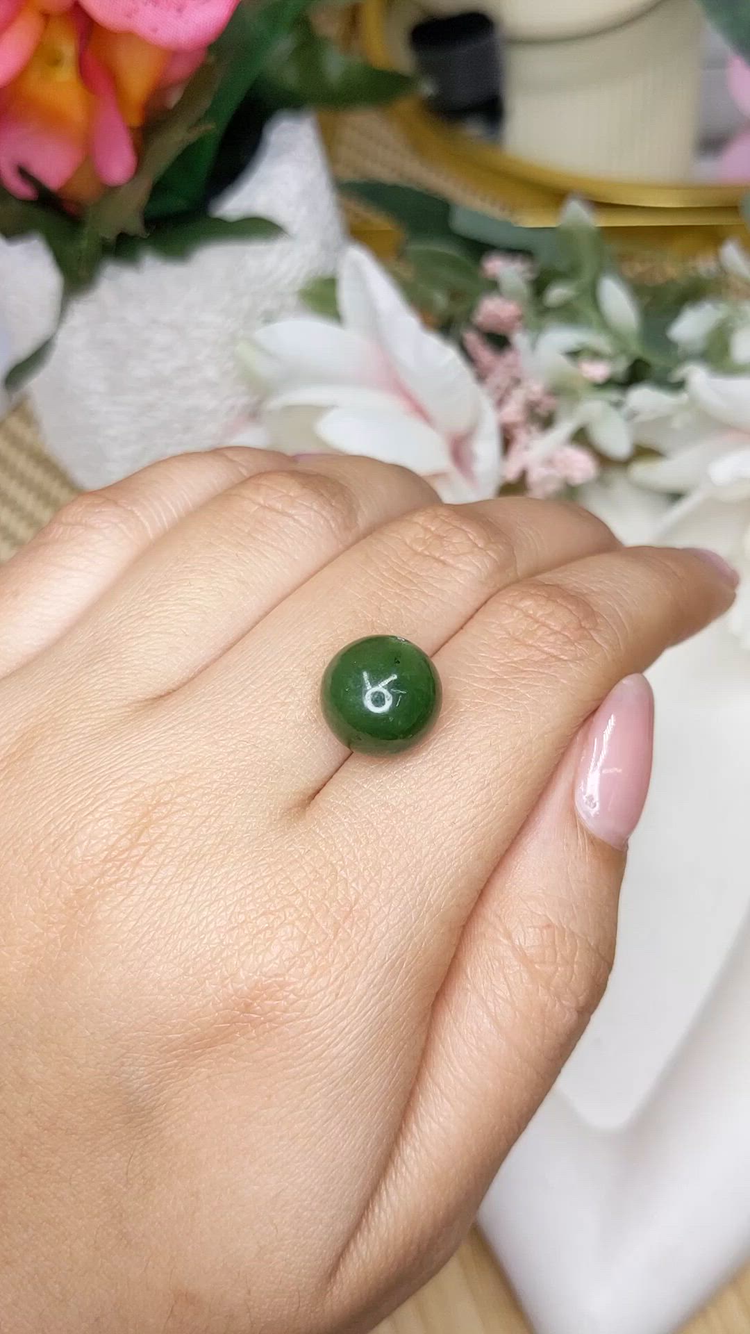 13.20 Ct. Green Jade from Burma (Myanmar) Size Video