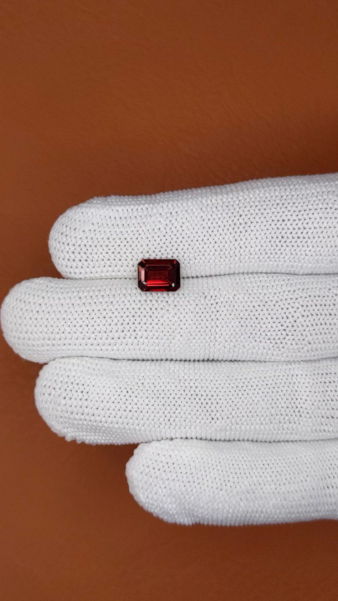 1.86 Ct. Red Garnet from Ceylon (Sri Lanka) Size Video