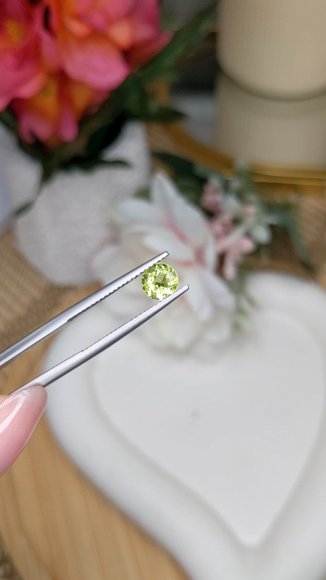 0.90 Ct. Yellowish Green Peridot from Ceylon (Sri Lanka) Size Video