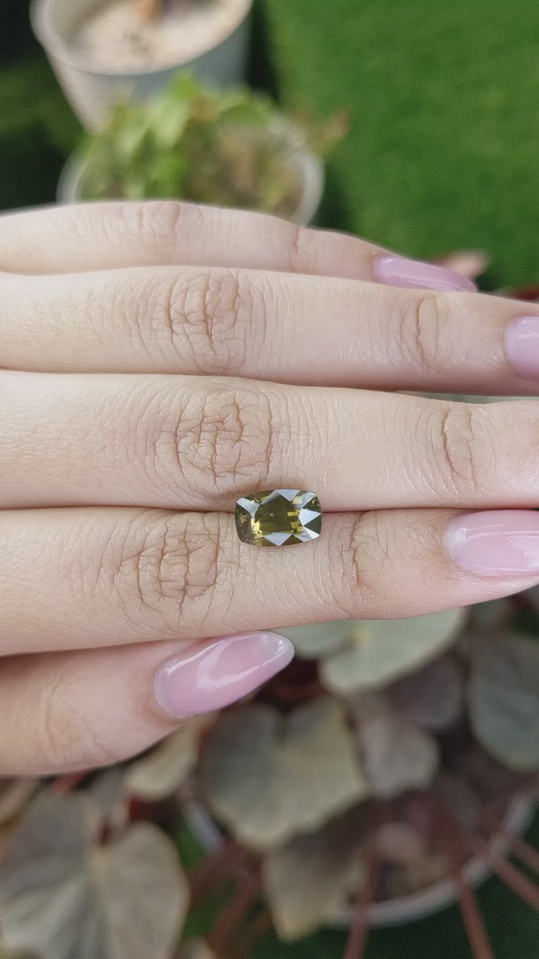 3.95 Ct. Yellowish Brown Zircon from Ceylon (Sri Lanka) Size Video