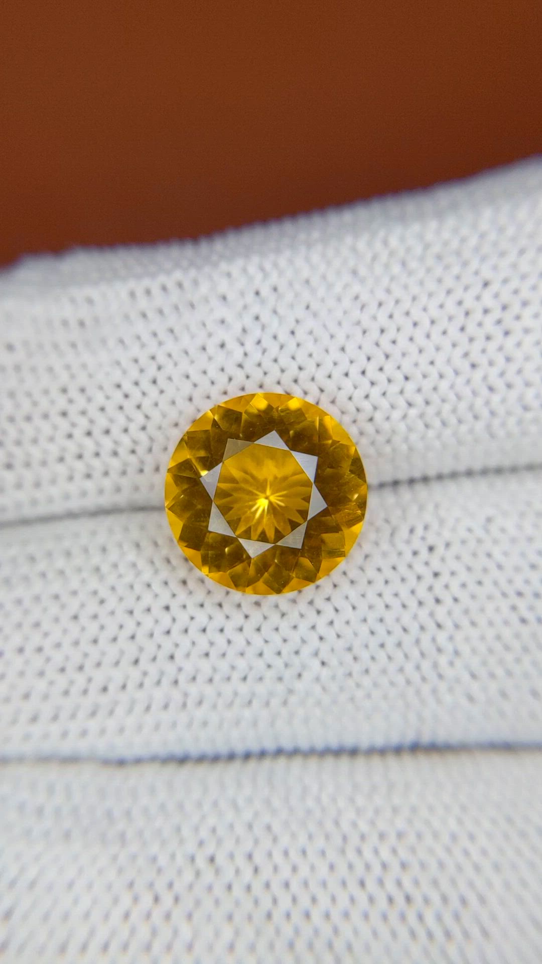 4.11 Ct. Yellow Citrine from Ceylon (Sri Lanka) Size Video