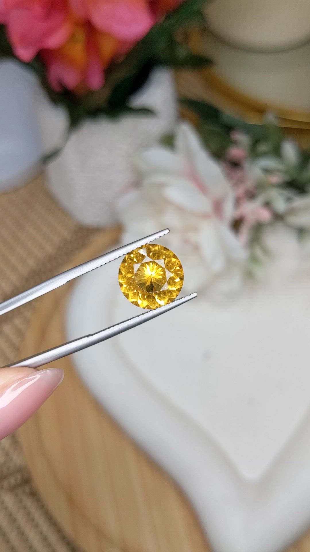 4.11 Ct. Yellow Citrine from Ceylon (Sri Lanka) Size Video
