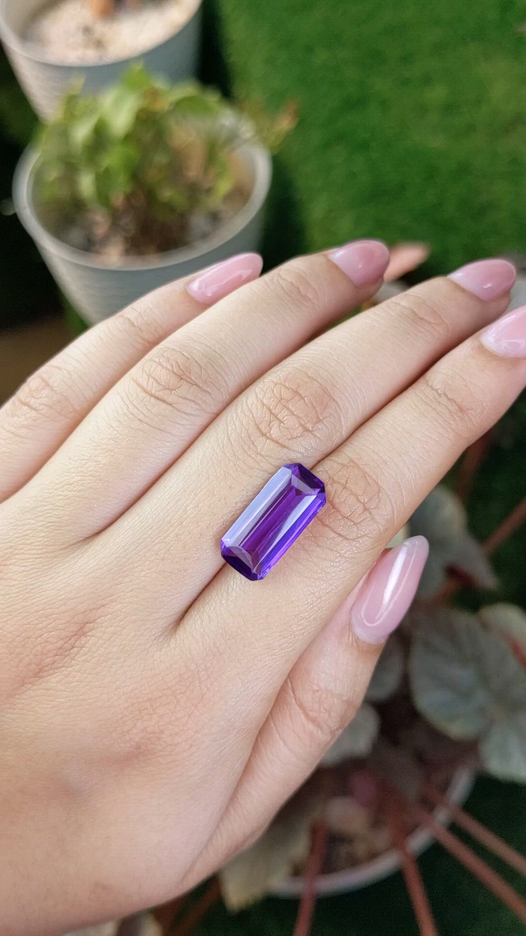 6.78 Ct. Purple Amethyst from Ceylon (Sri Lanka) Size Video