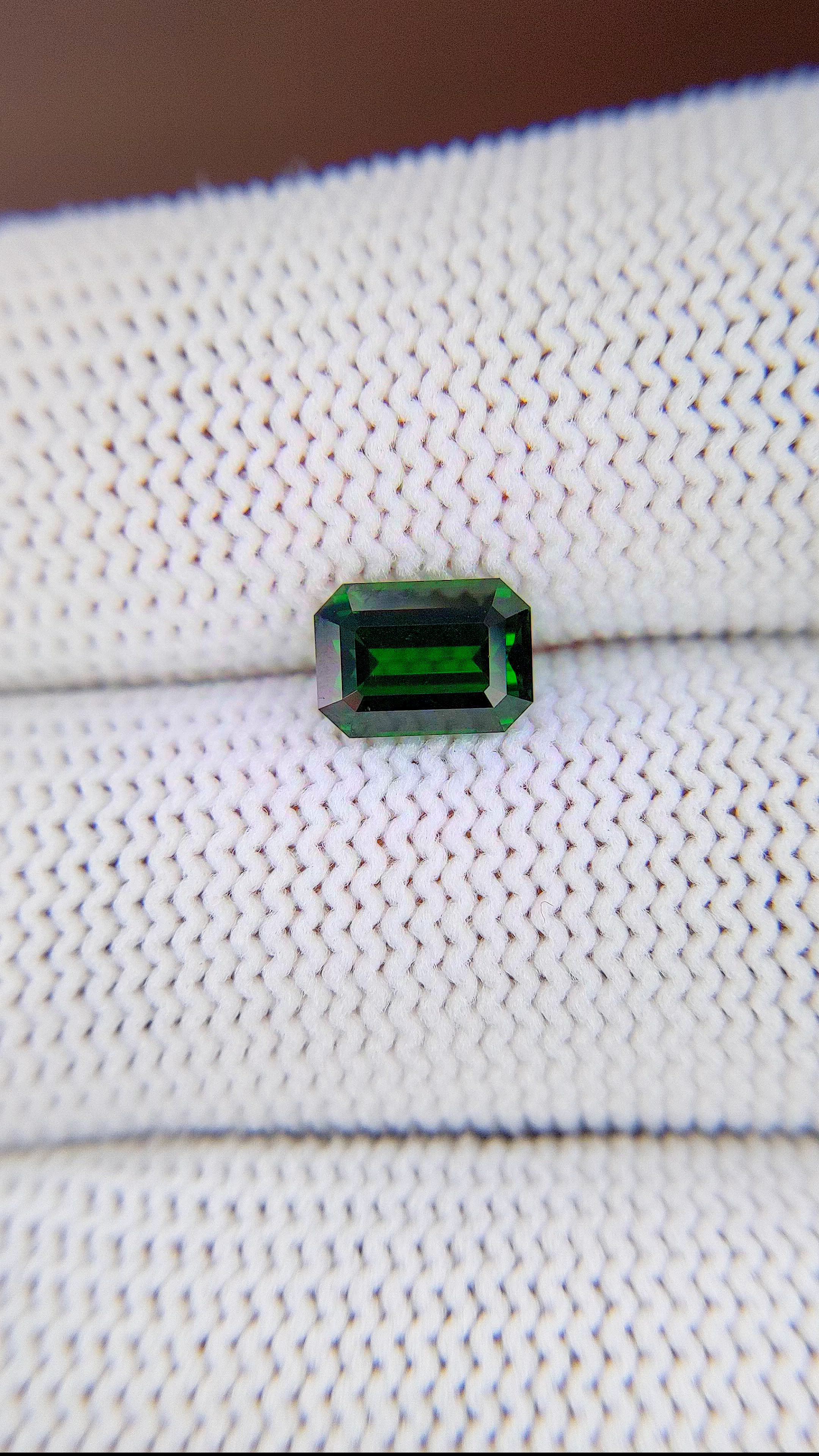 1.59 Ct. Tsavorite Garnet from Tanzania Size Video