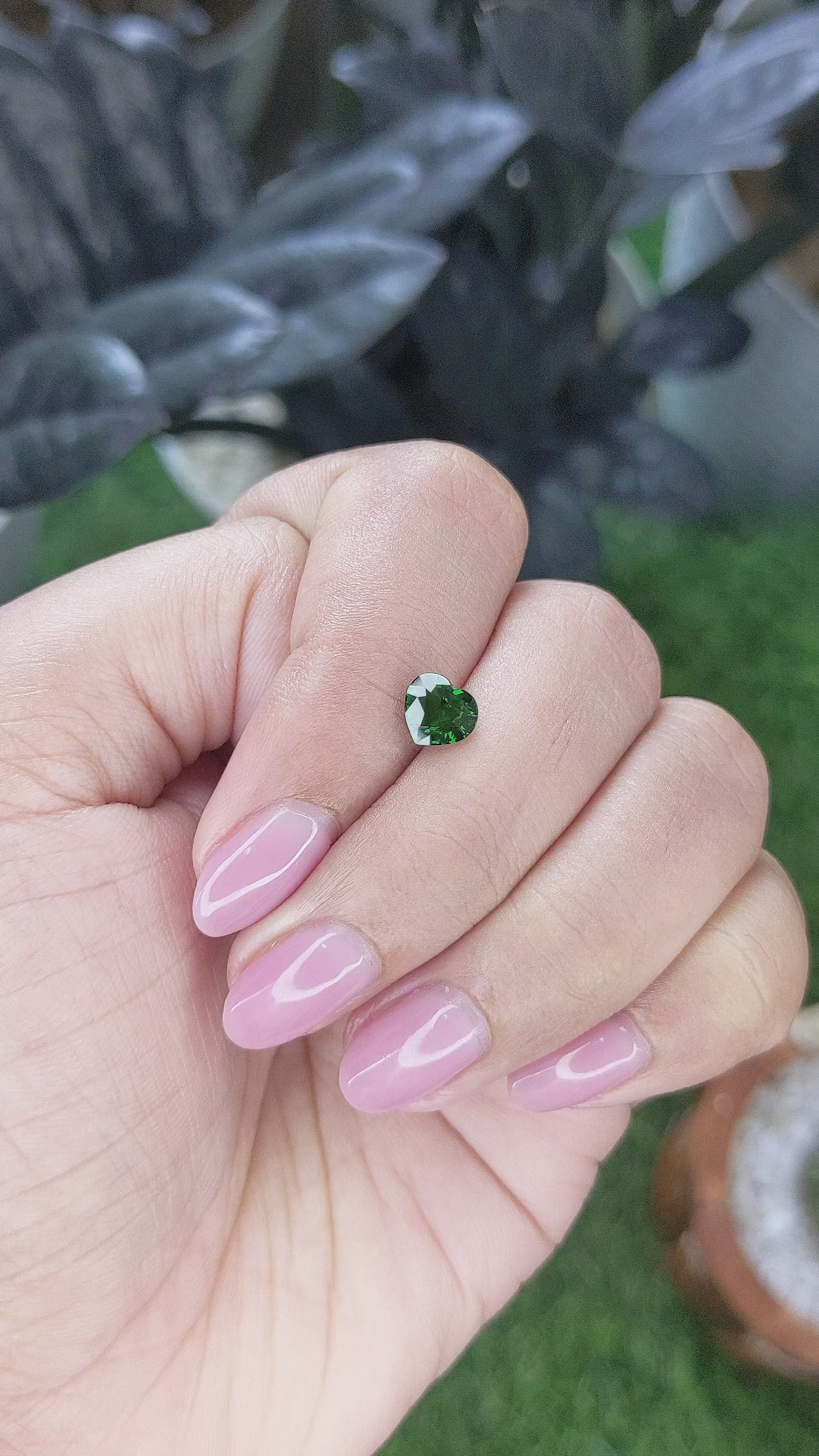 1.05 Ct. Tsavorite Garnet from Tanzania Size Video