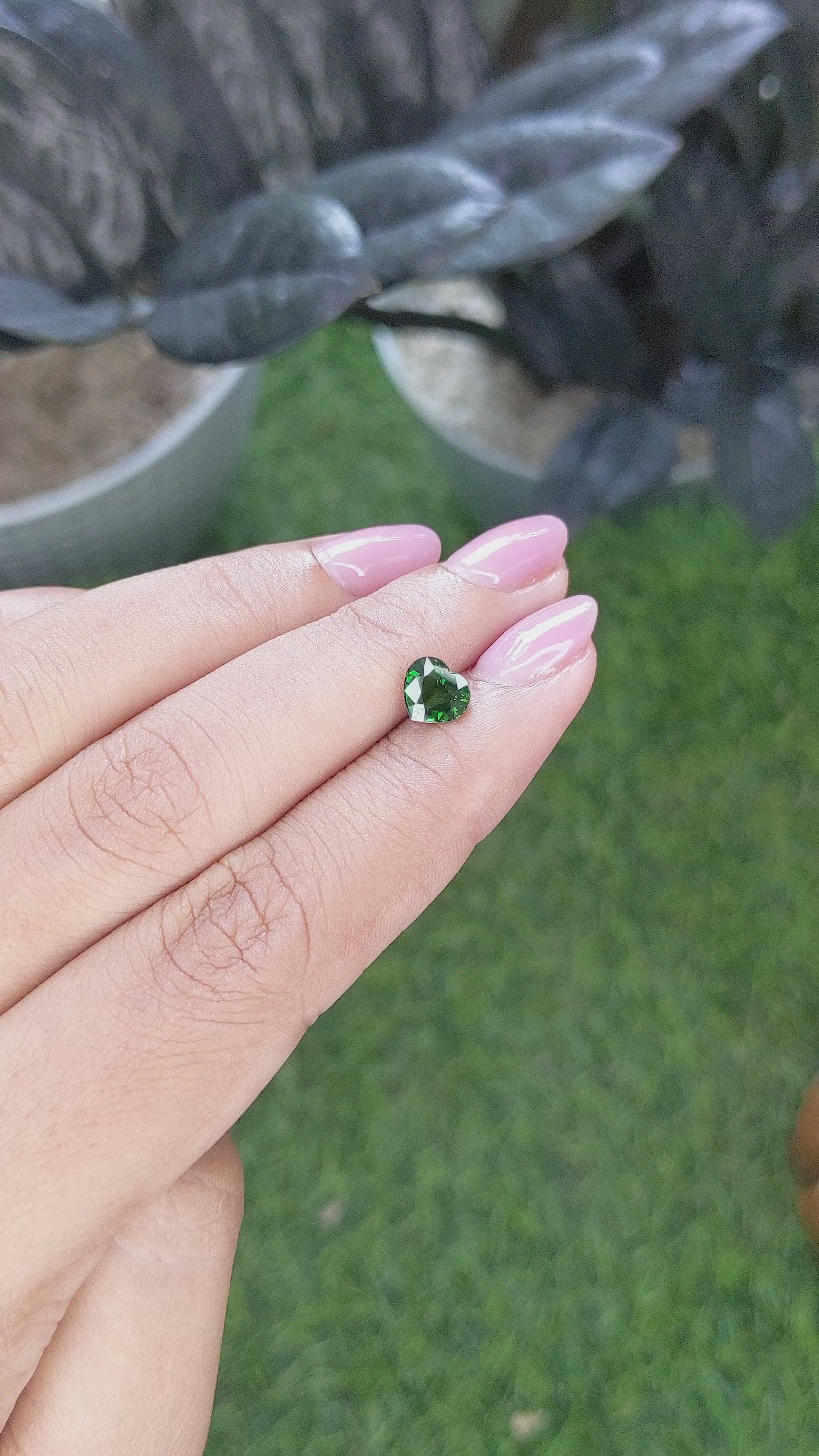 1.05 Ct. Tsavorite Garnet from Tanzania Size Video
