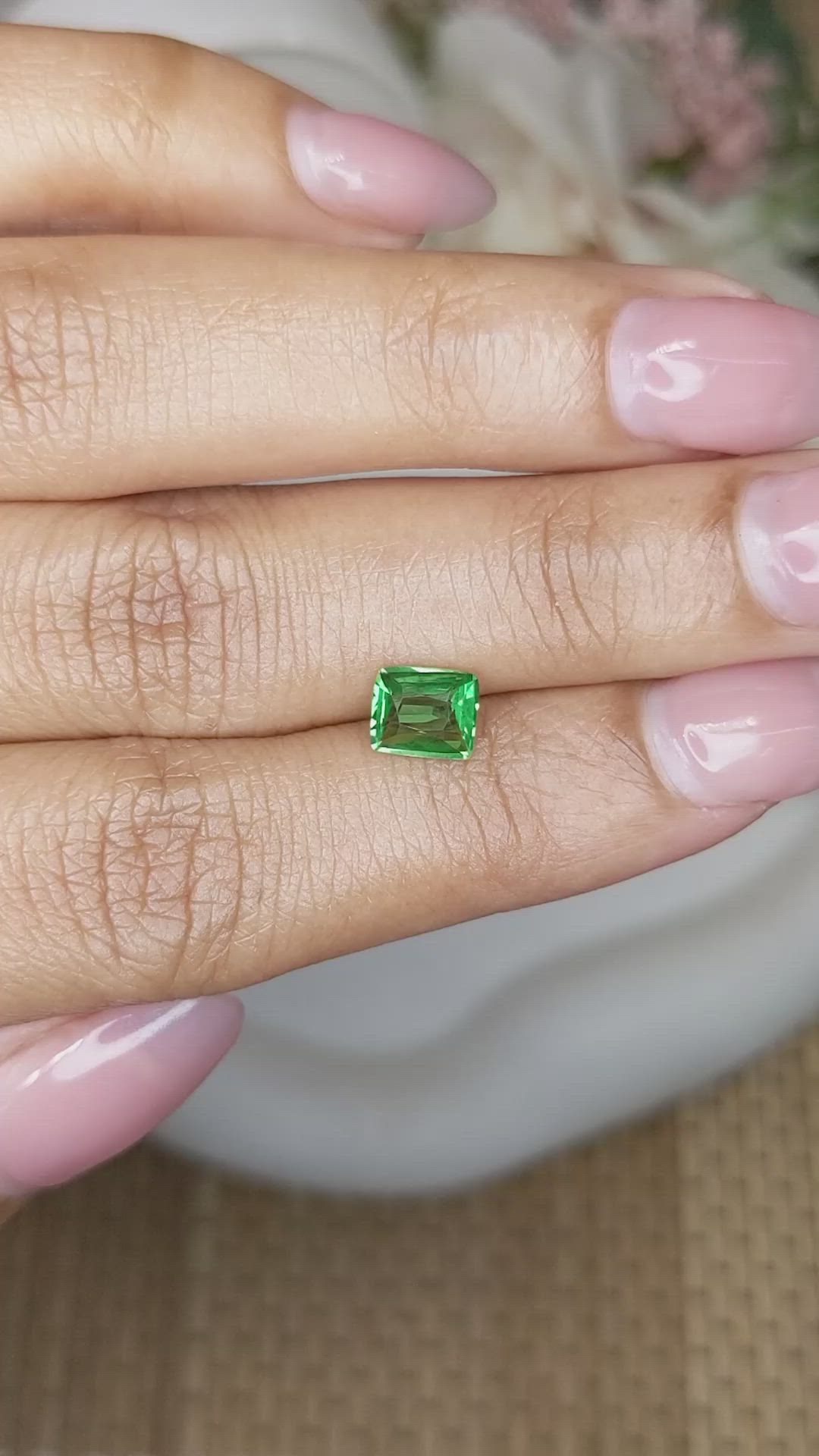 1.00 Ct. Tsavorite Garnet from Tanzania Size Video