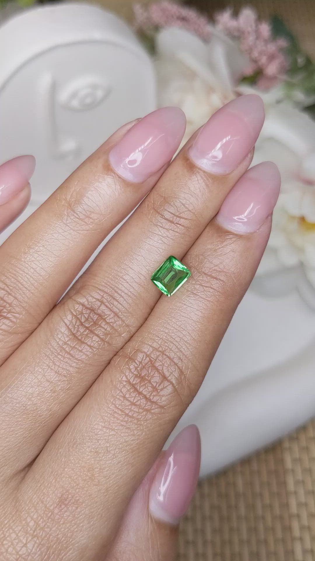 1.00 Ct. Tsavorite Garnet from Tanzania Size Video