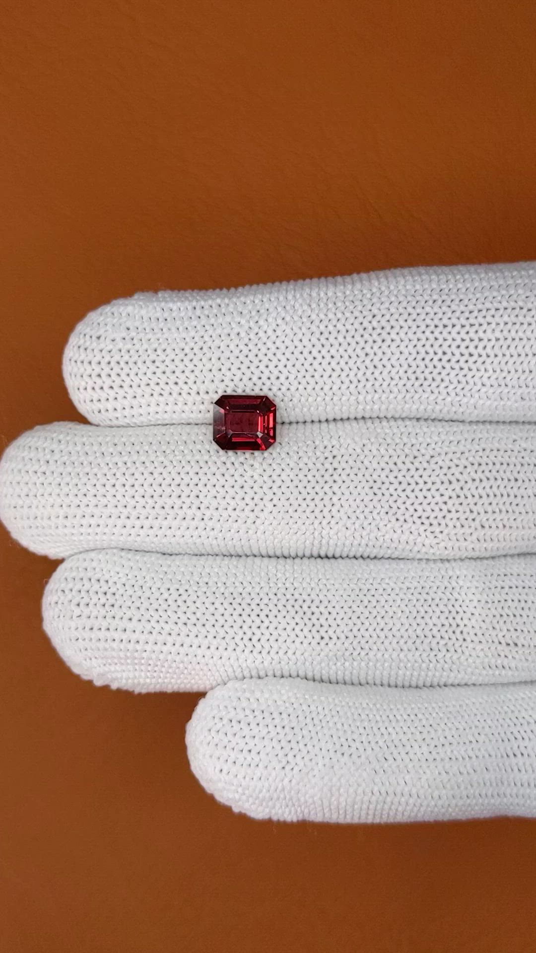 1.74 Ct. Purplish Red Rhodolite Garnet from Ceylon (Sri Lanka) Size Video