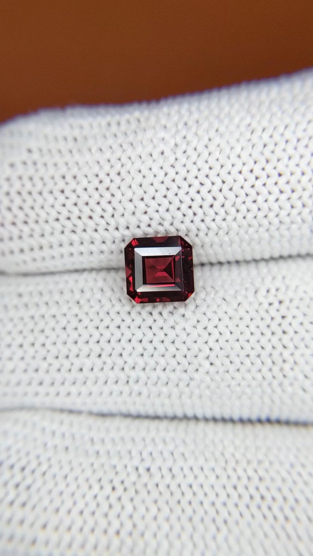 1.69 Ct. Red Rhodolite Garnet from Ceylon (Sri Lanka) Size Video